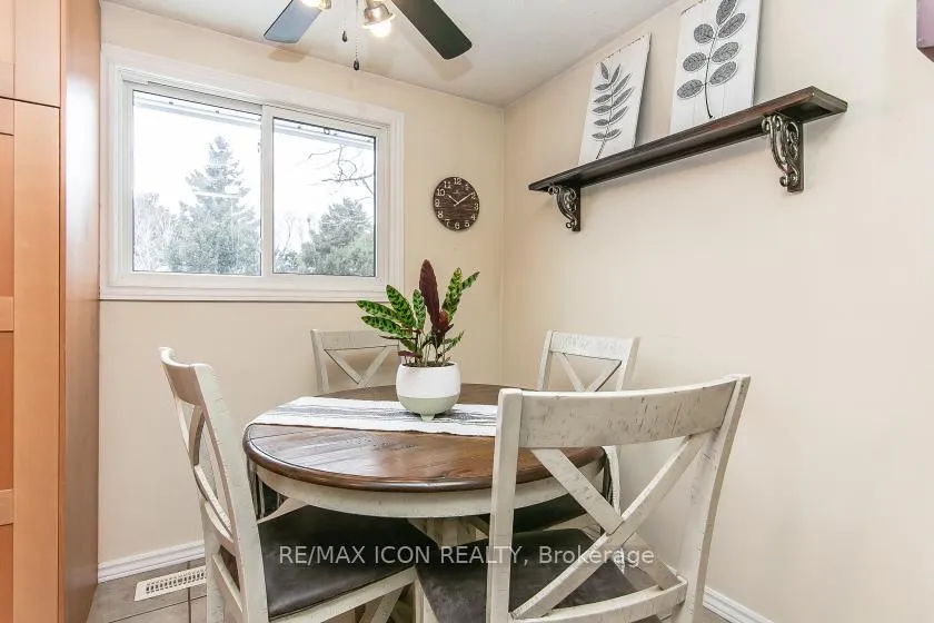 Photo 8 of 528 Whitelaw Road, Guelph, Willow West/Sugarbush/West Acres — HOMEH
