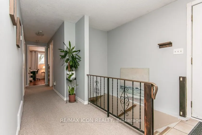 Photo 13 of 528 Whitelaw Road, Guelph, Willow West/Sugarbush/West Acres — HOMEH