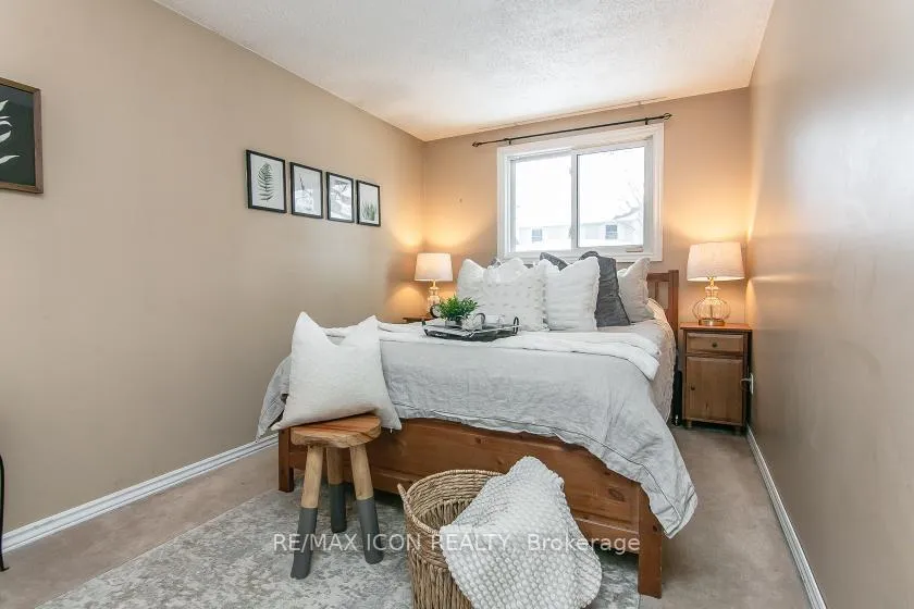 Photo 14 of 528 Whitelaw Road, Guelph, Willow West/Sugarbush/West Acres — HOMEH