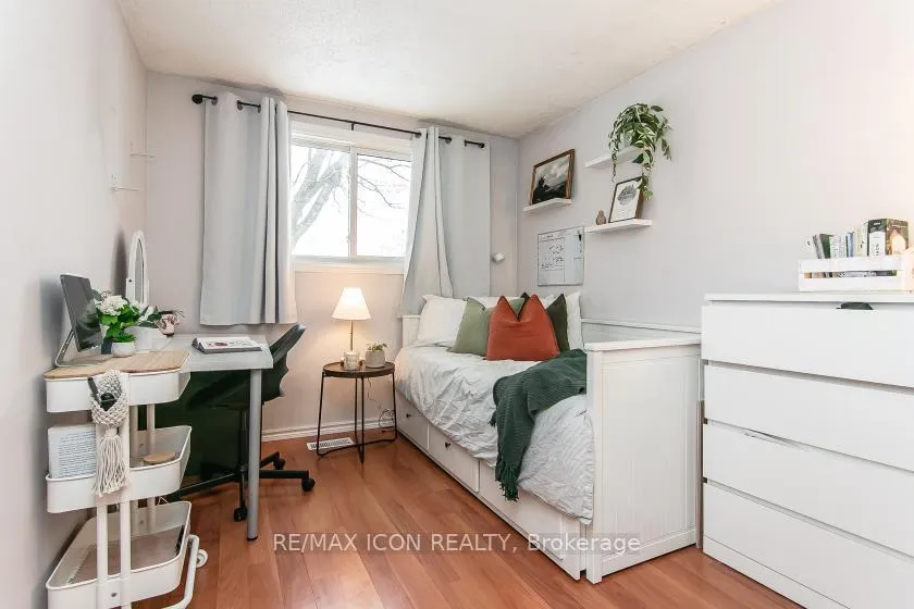 Photo 16 of 528 Whitelaw Road, Guelph, Willow West/Sugarbush/West Acres — HOMEH