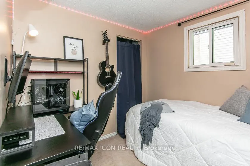 Photo 19 of 528 Whitelaw Road, Guelph, Willow West/Sugarbush/West Acres — HOMEH