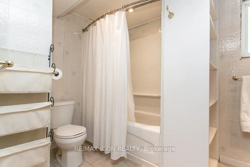 Photo 32 of 528 Whitelaw Road, Guelph, Willow West/Sugarbush/West Acres — HOMEH