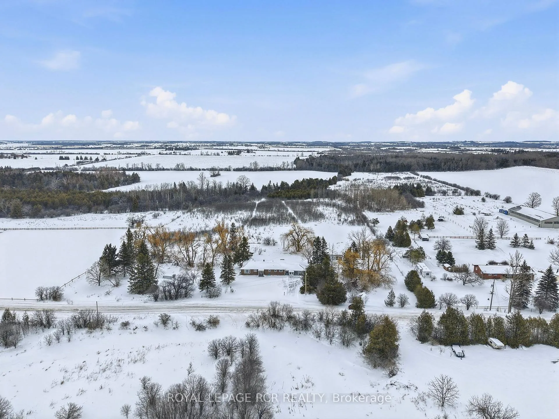 Photo 2 of 22685 18a Side Road, Brock, Rural Brock — HOMEH