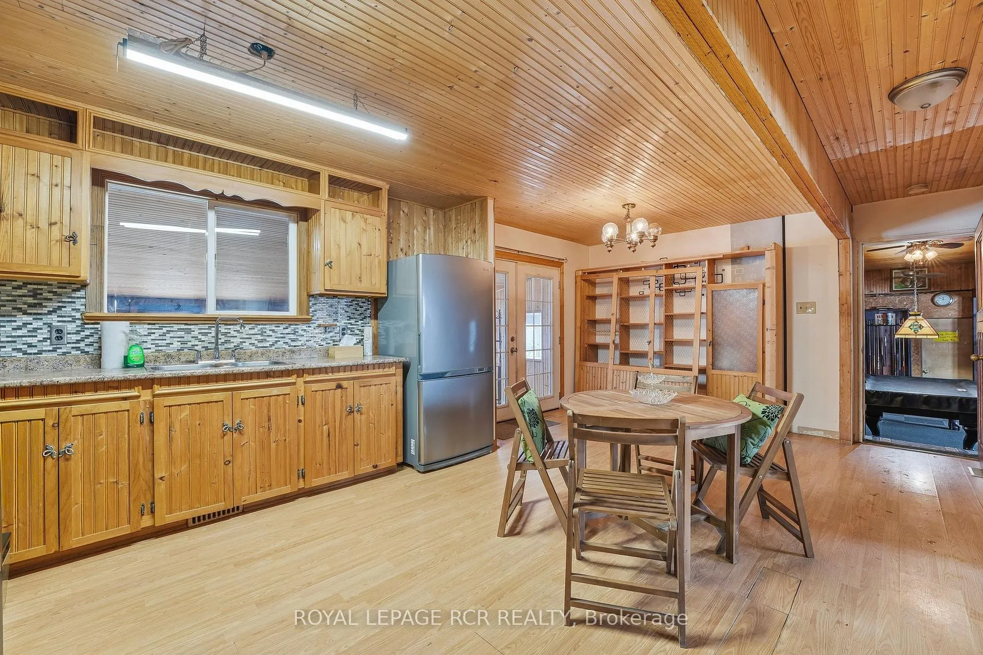 Photo 5 of 22685 18a Side Road, Brock, Rural Brock — HOMEH
