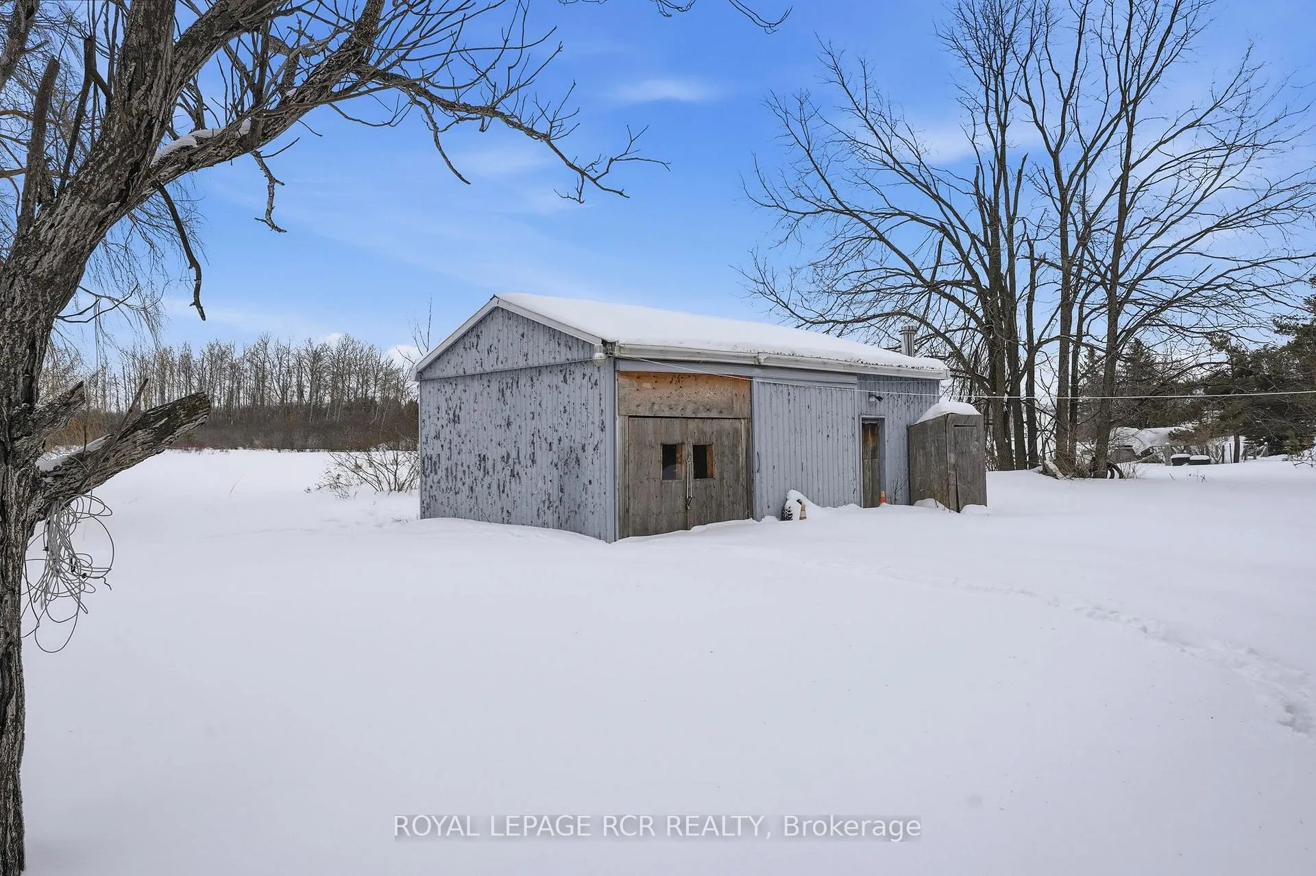 Photo 15 of 22685 18a Side Road, Brock, Rural Brock — HOMEH