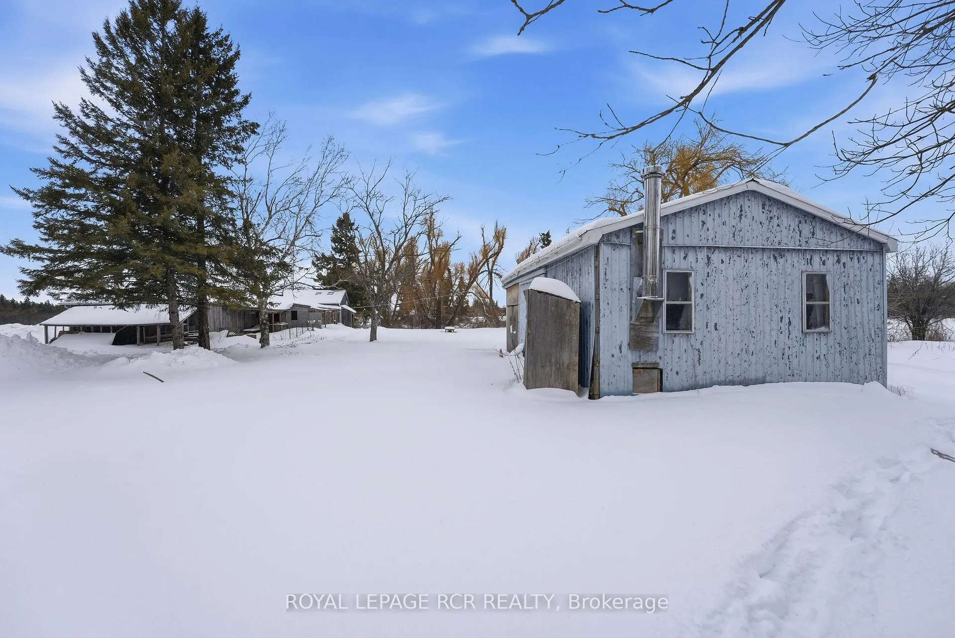 Photo 20 of 22685 18a Side Road, Brock, Rural Brock — HOMEH