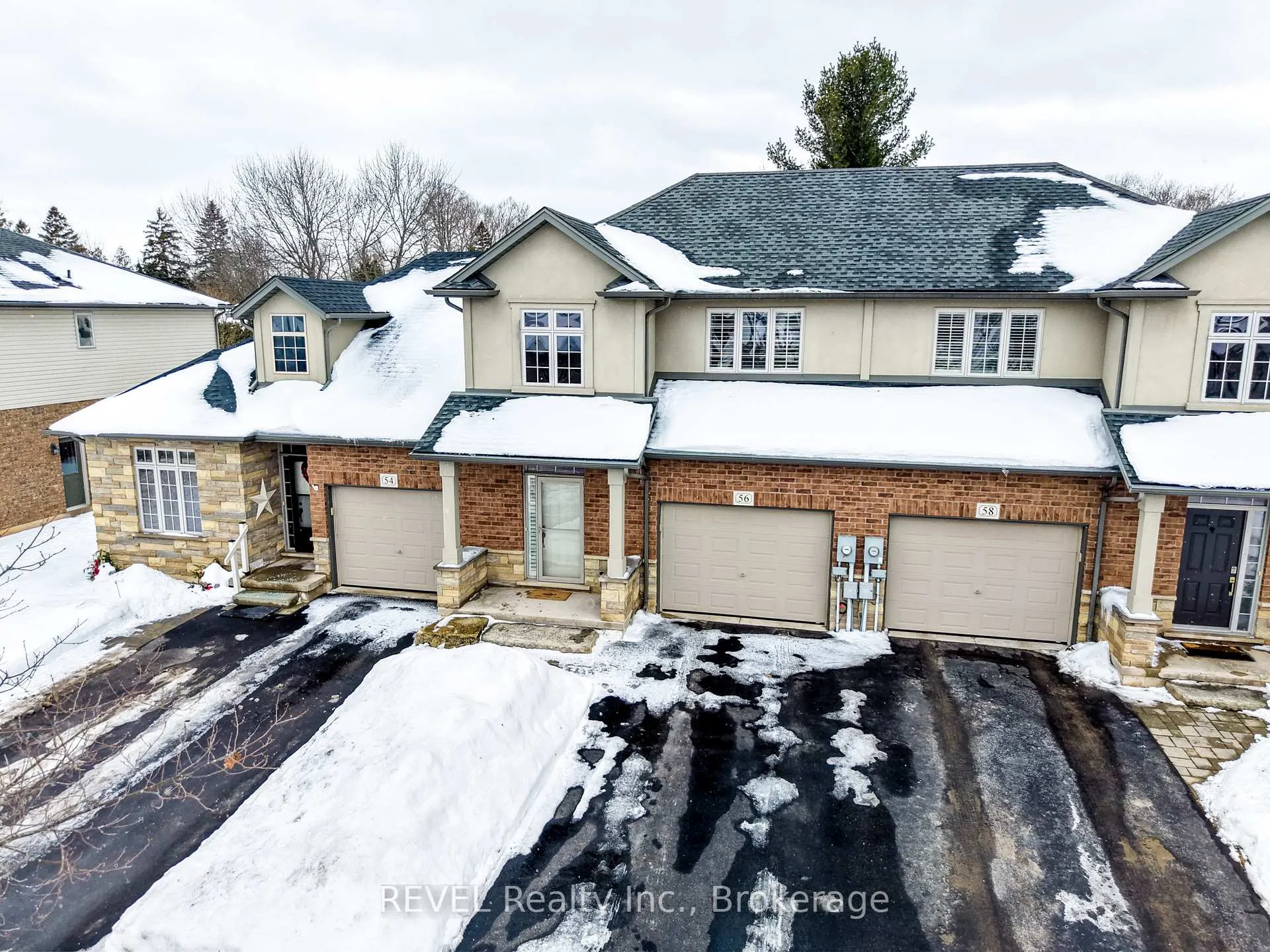 Photo 2 of 56 Tanner Drive, Pelham, Fonthill — HOMEH