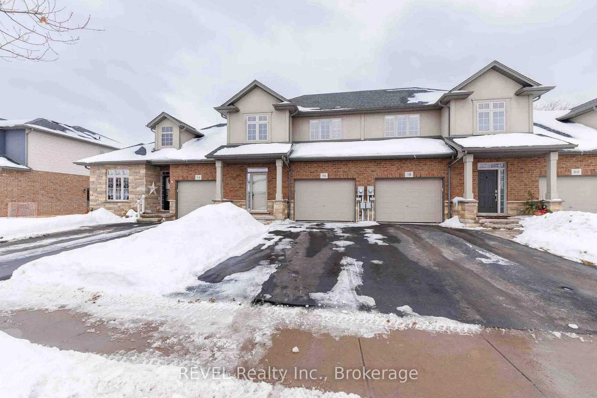 Photo 5 of 56 Tanner Drive, Pelham, Fonthill — HOMEH