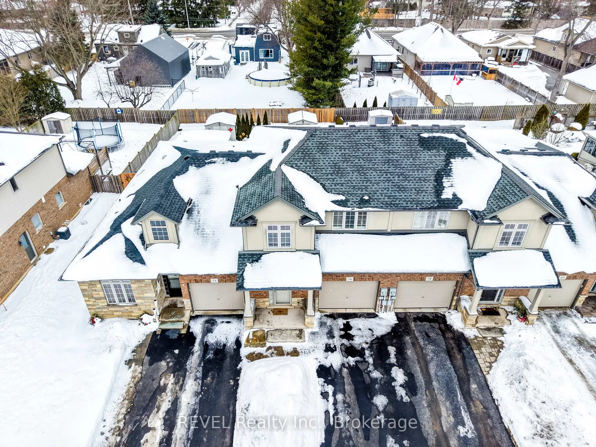 Photo 6 of 56 Tanner Drive, Pelham, Fonthill — HOMEH