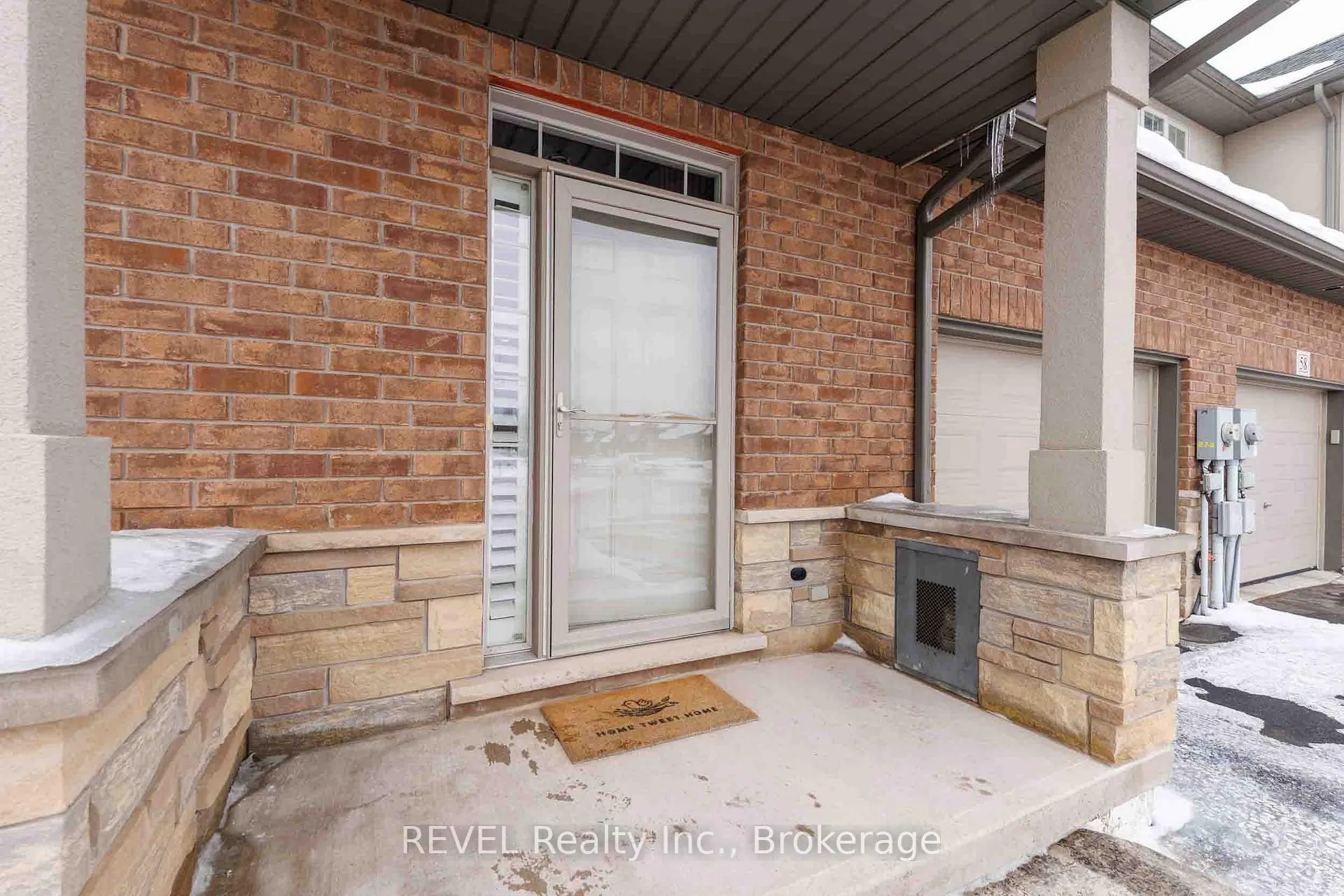 Photo 8 of 56 Tanner Drive, Pelham, Fonthill — HOMEH