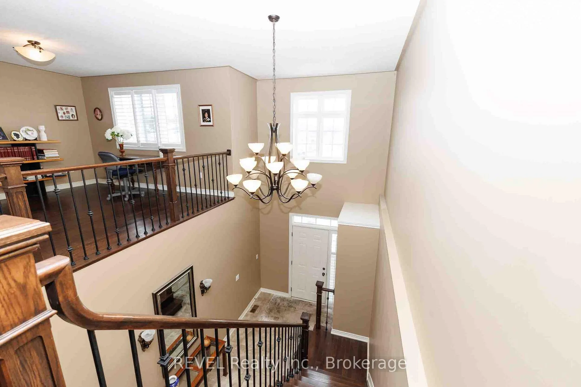 Photo 9 of 56 Tanner Drive, Pelham, Fonthill — HOMEH