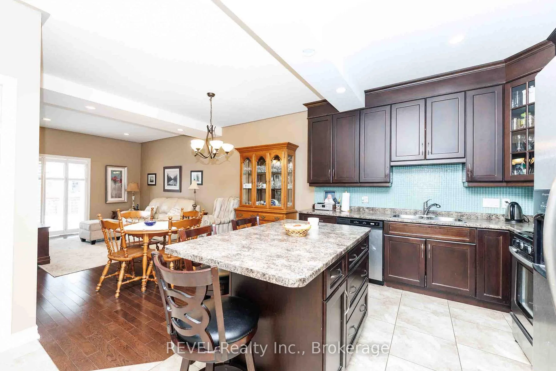 Photo 12 of 56 Tanner Drive, Pelham, Fonthill — HOMEH