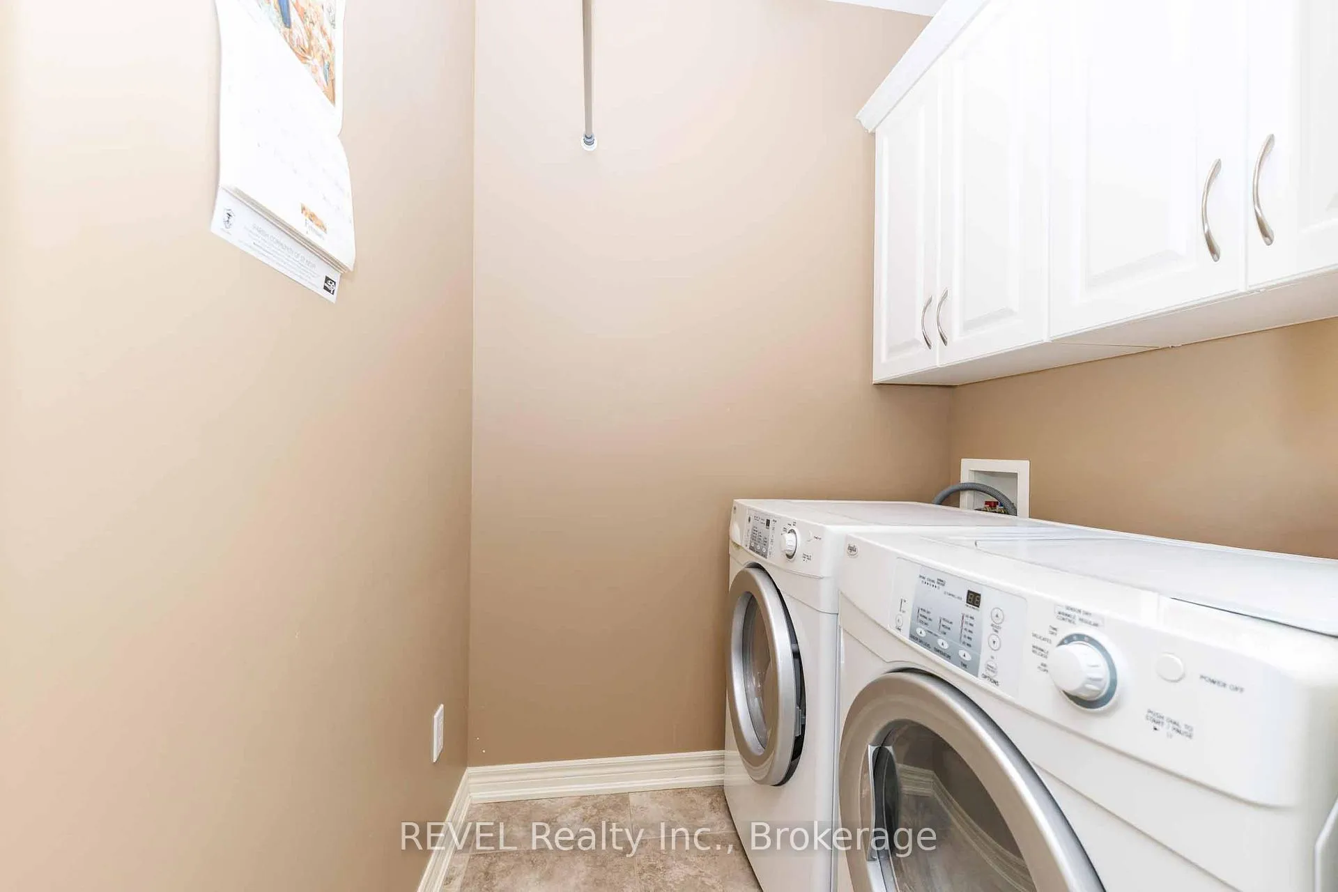 Photo 19 of 56 Tanner Drive, Pelham, Fonthill — HOMEH
