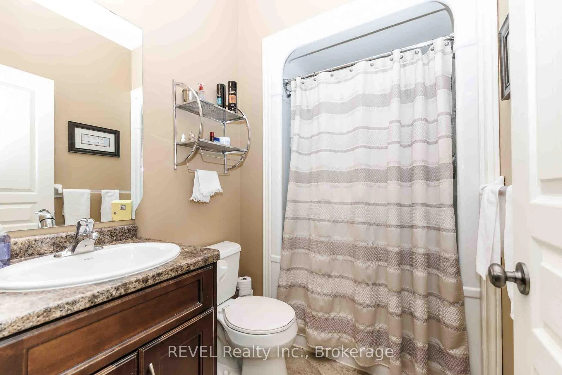 Photo 23 of 56 Tanner Drive, Pelham, Fonthill — HOMEH