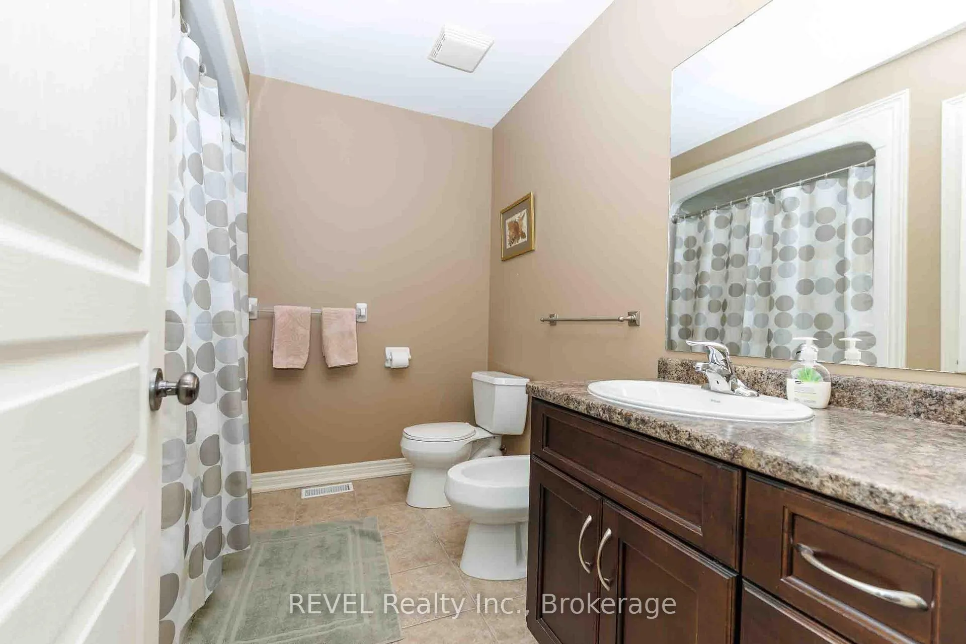 Photo 32 of 56 Tanner Drive, Pelham, Fonthill — HOMEH