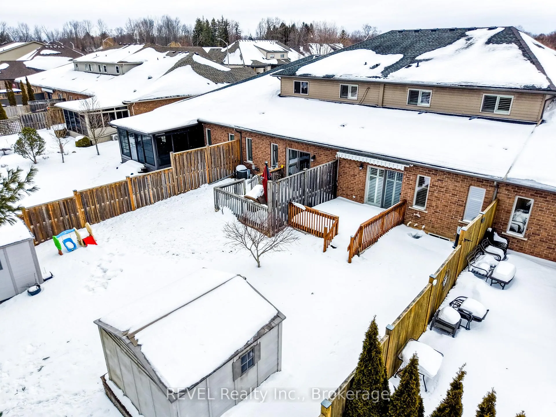 Photo 40 of 56 Tanner Drive, Pelham, Fonthill — HOMEH