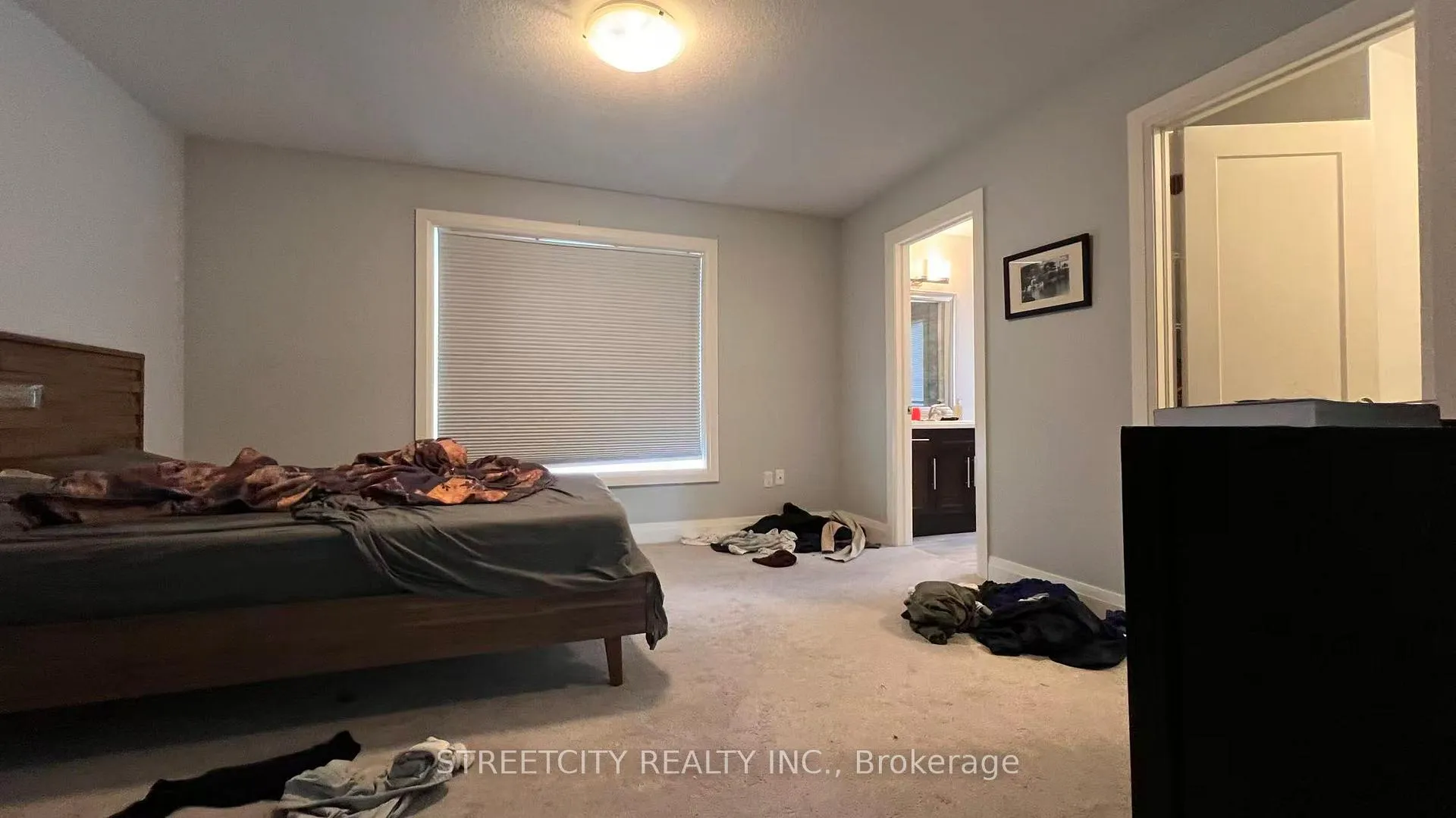 Photo 8 of 1614 Valhalla Street N, London, North E — HOMEH