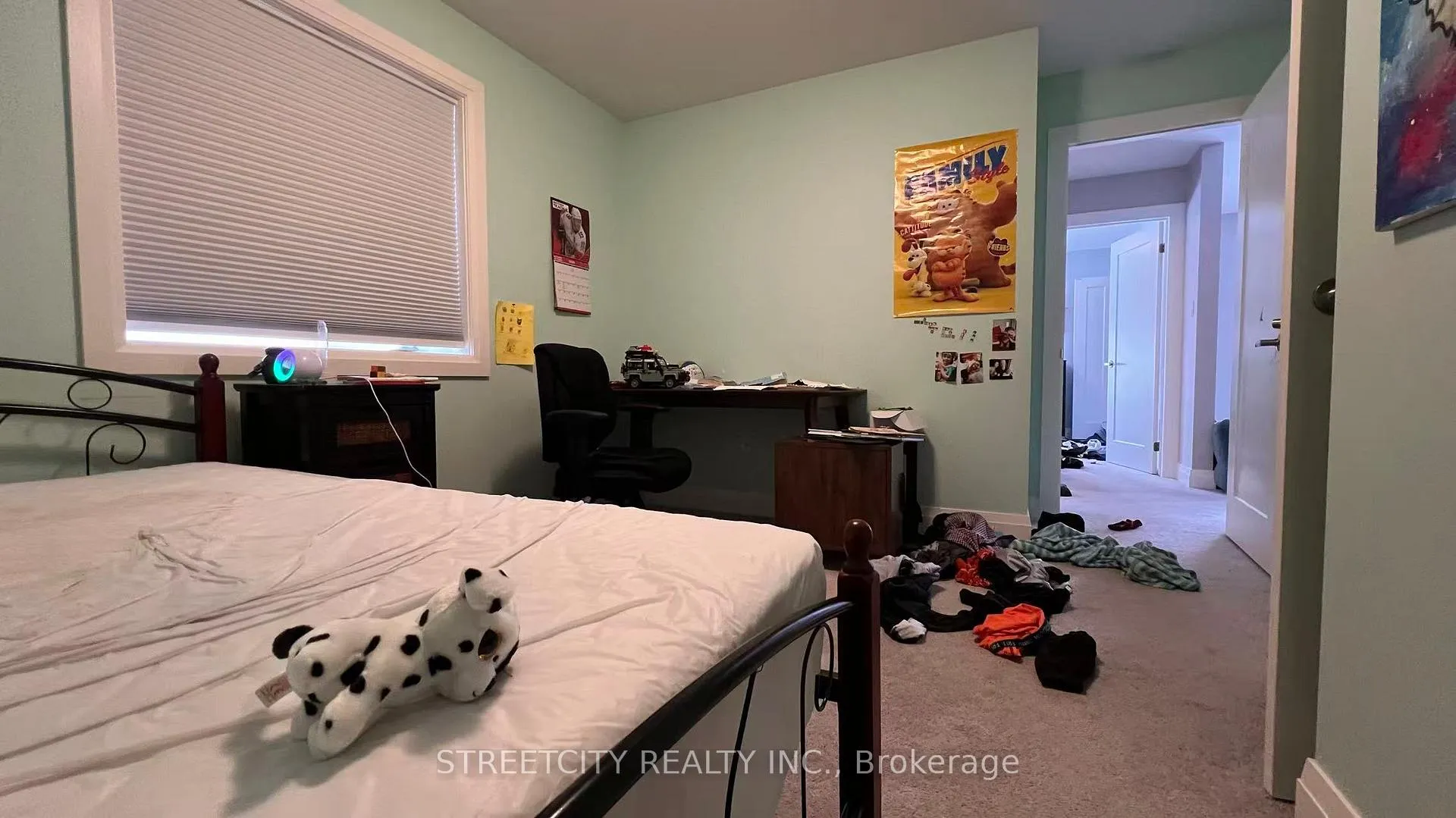 Photo 18 of 1614 Valhalla Street N, London, North E — HOMEH