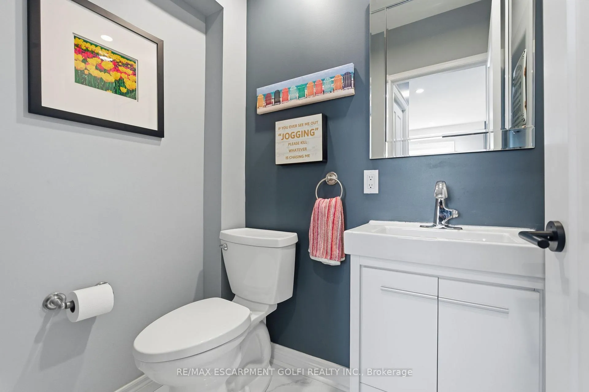 Photo 13 of 49 Brucedale Avenue E, Hamilton, Centremount — HOMEH
