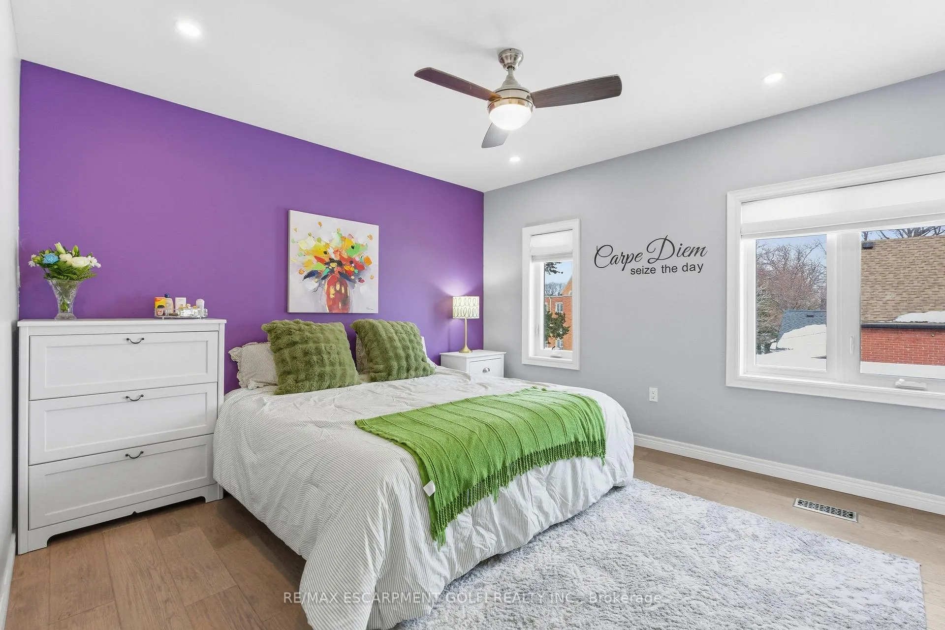 Photo 22 of 49 Brucedale Avenue E, Hamilton, Centremount — HOMEH