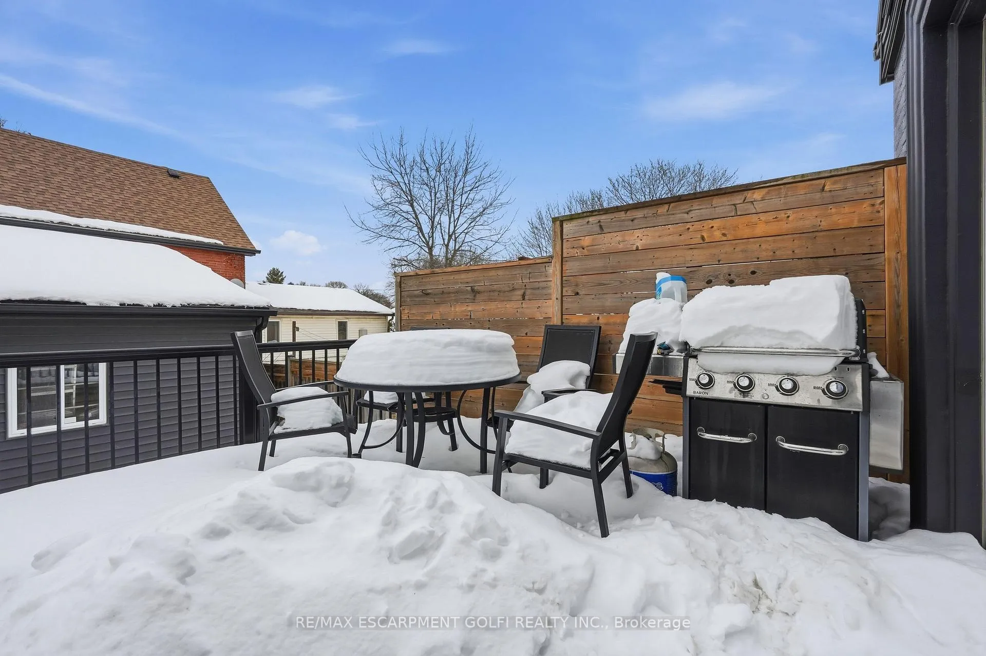Photo 29 of 49 Brucedale Avenue E, Hamilton, Centremount — HOMEH