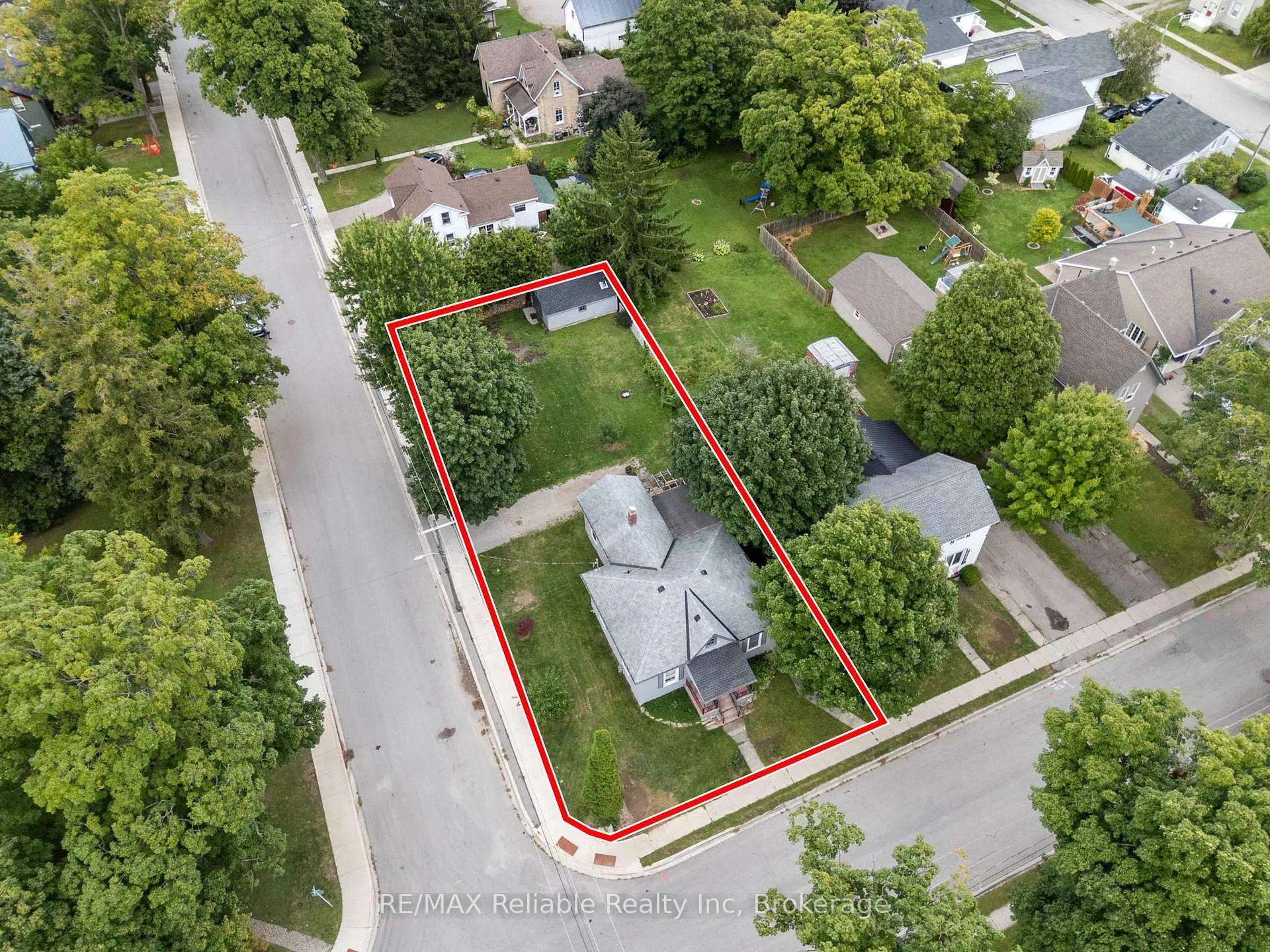 Photo 3 of 46 James Street, Huron East, Seaforth — HOMEH