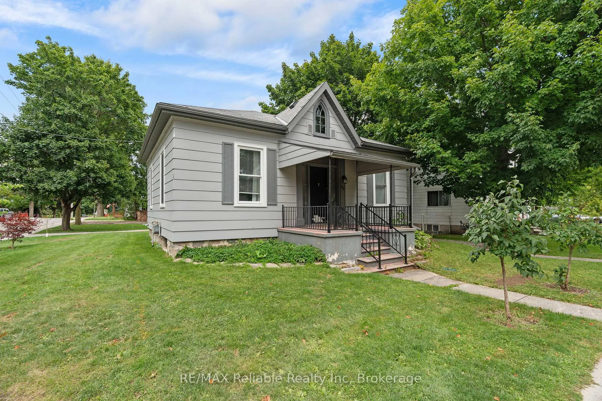 Photo 6 of 46 James Street, Huron East, Seaforth — HOMEH