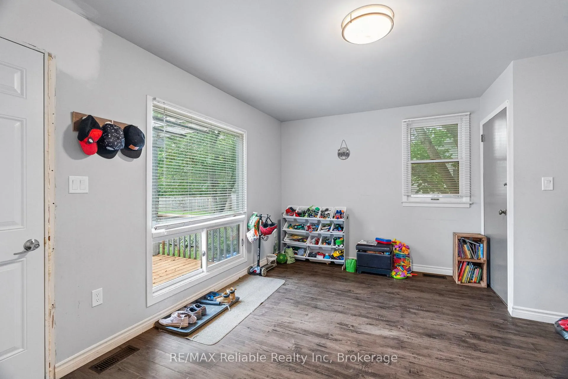Photo 25 of 46 James Street, Huron East, Seaforth — HOMEH