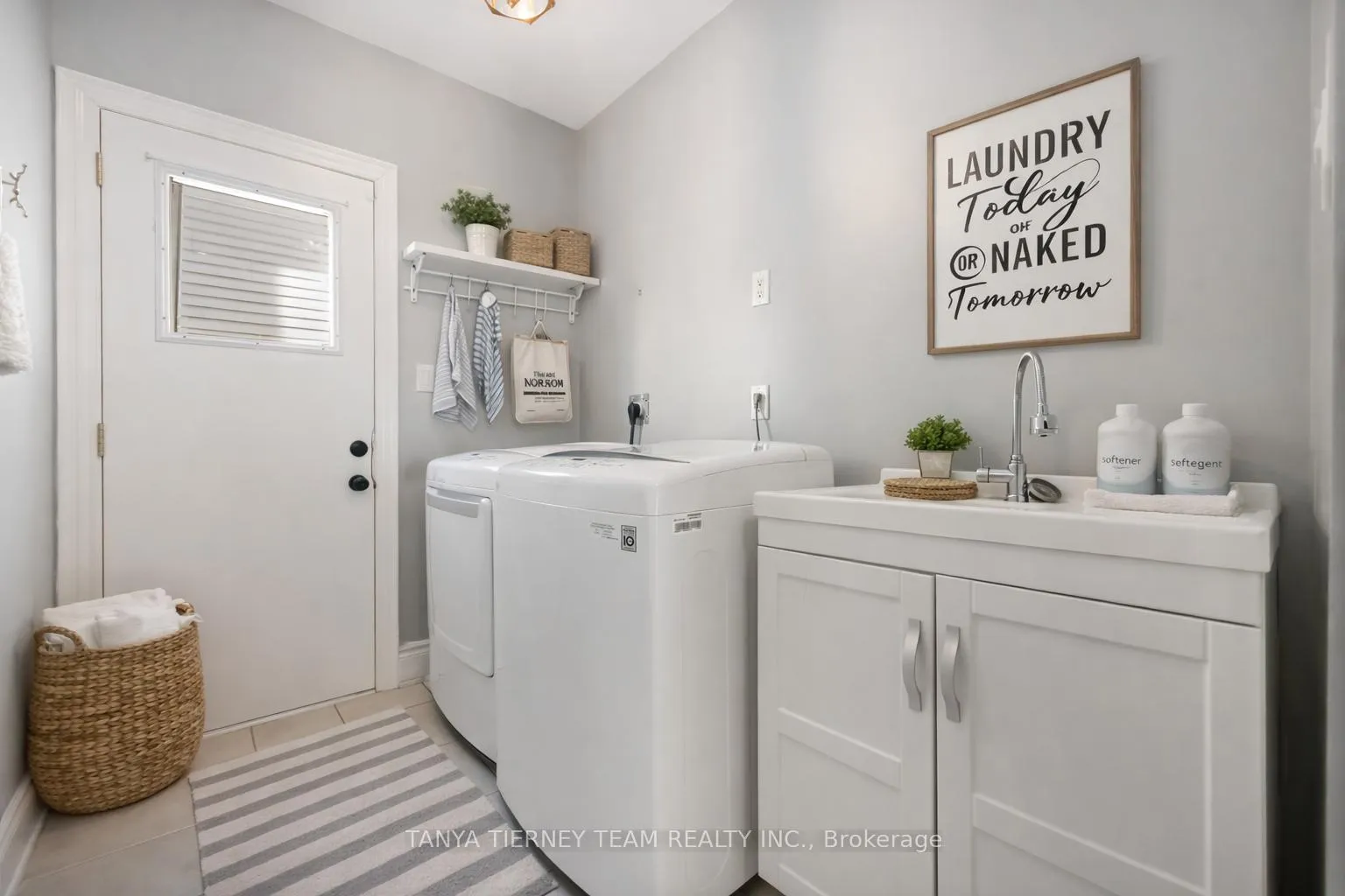Photo 23 of 41 Apsley Crescent, Whitby, Brooklin — HOMEH