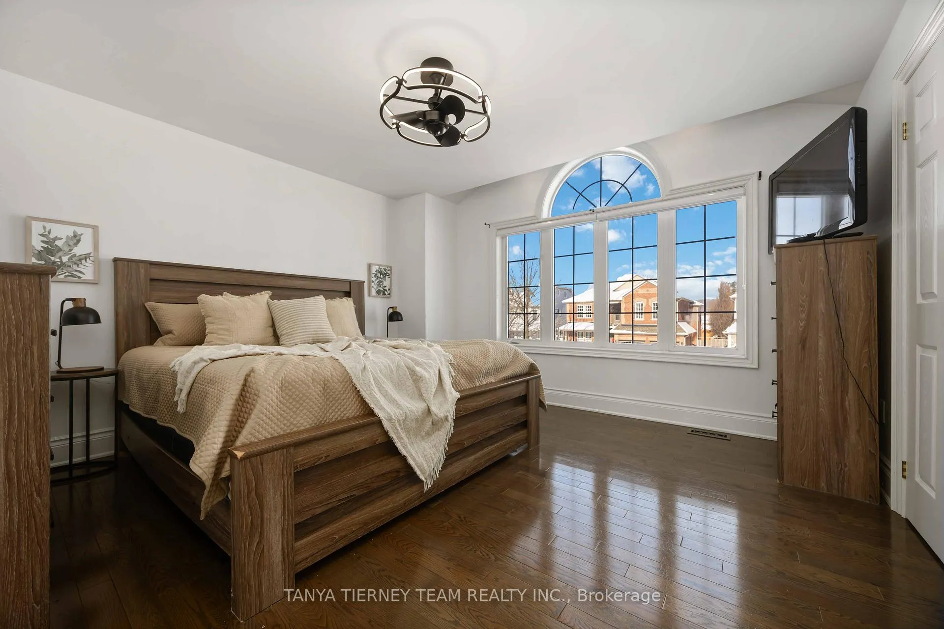 Photo 33 of 41 Apsley Crescent, Whitby, Brooklin — HOMEH