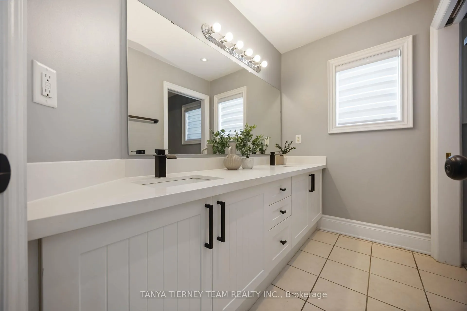Photo 34 of 41 Apsley Crescent, Whitby, Brooklin — HOMEH