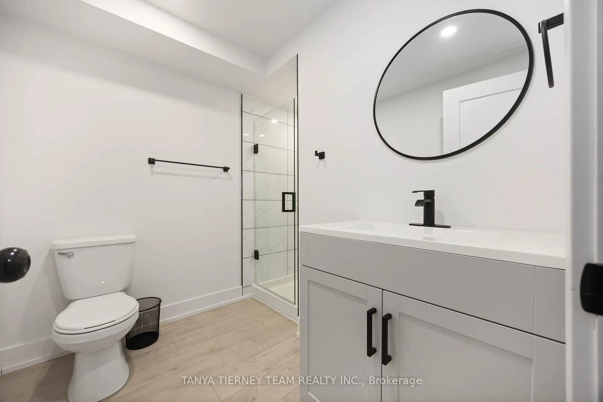 Photo 43 of 41 Apsley Crescent, Whitby, Brooklin — HOMEH