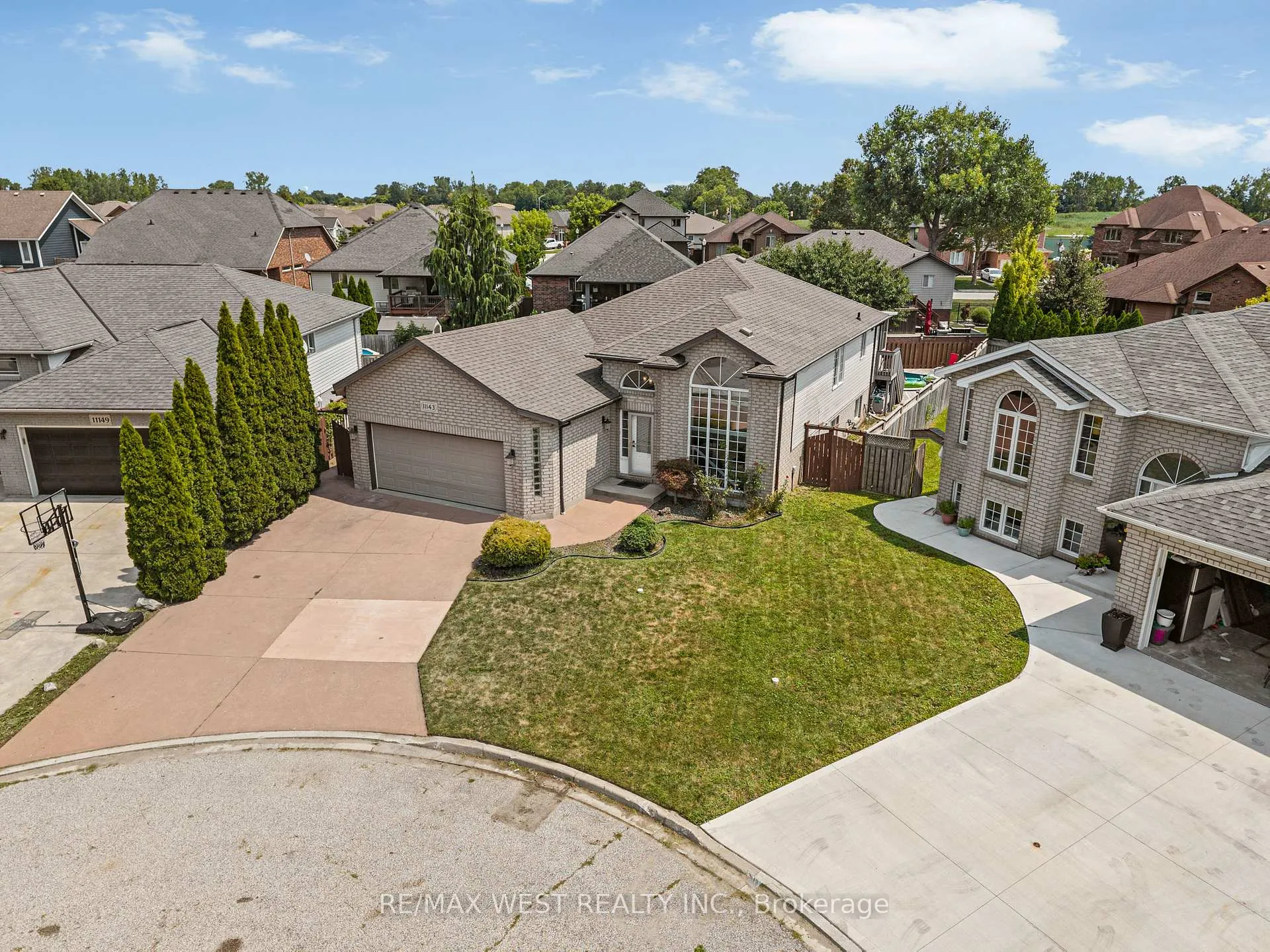 Photo 1 of 11143 Ancona Crescent, Windsor — HOMEH