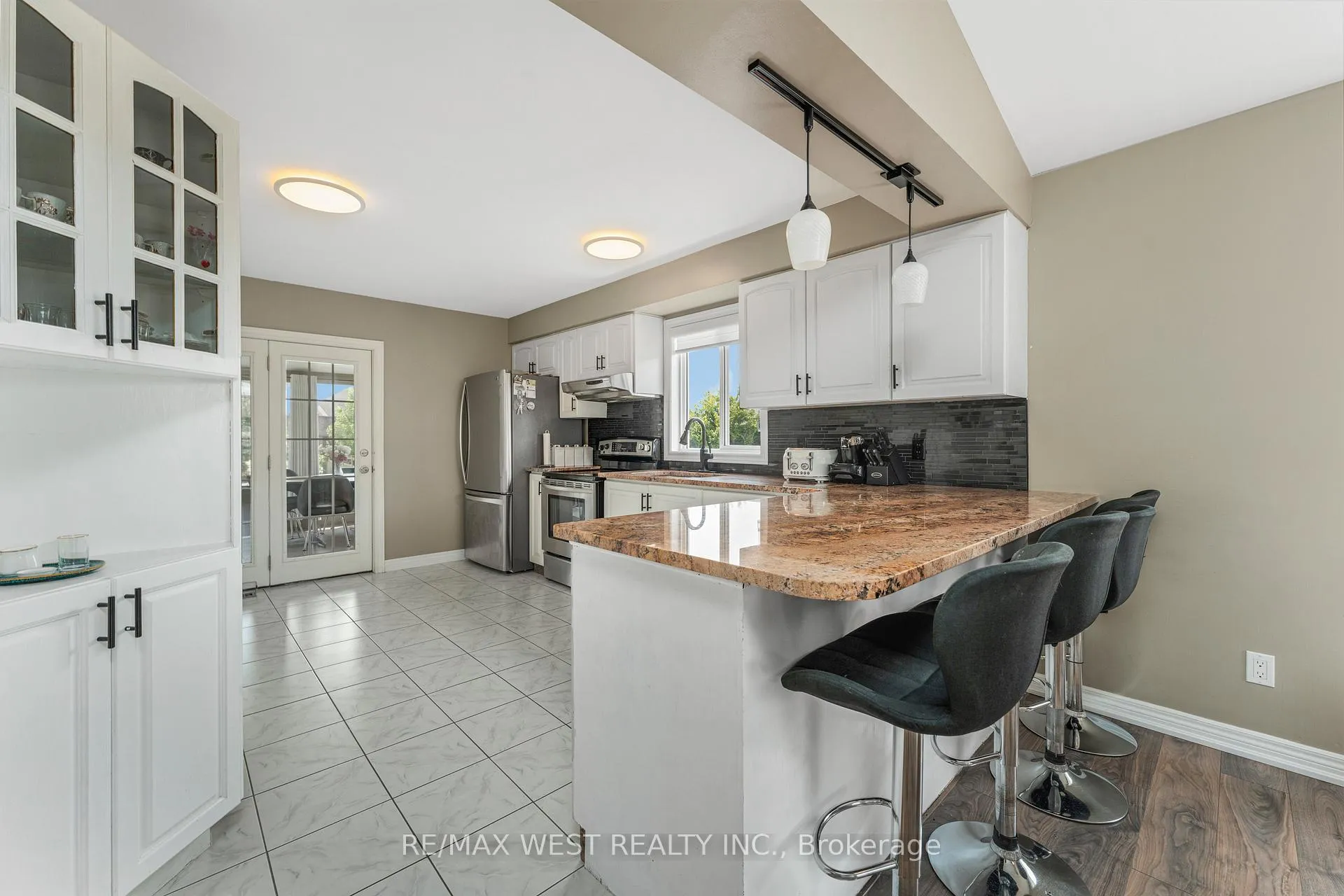 Photo 22 of 11143 Ancona Crescent, Windsor — HOMEH