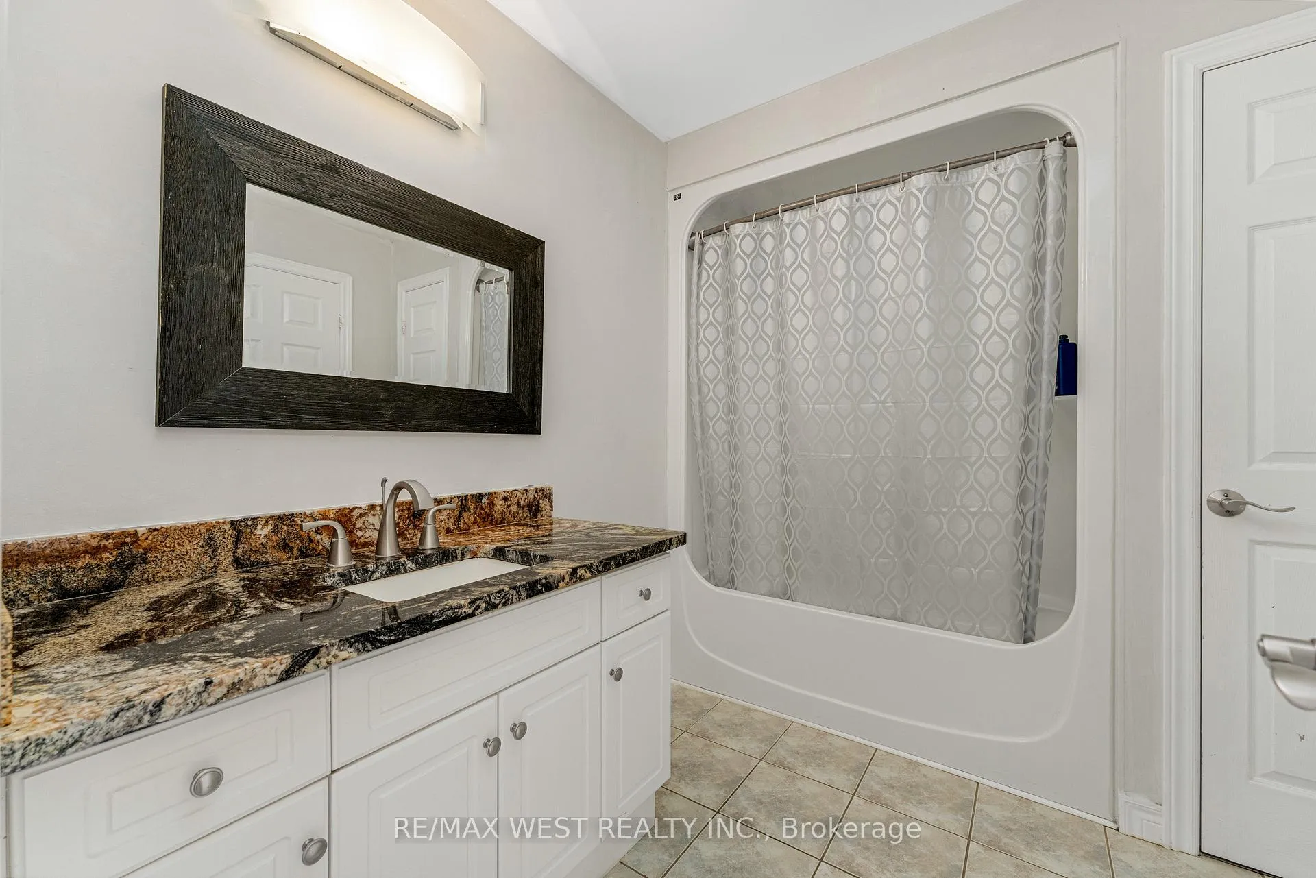Photo 30 of 11143 Ancona Crescent, Windsor — HOMEH