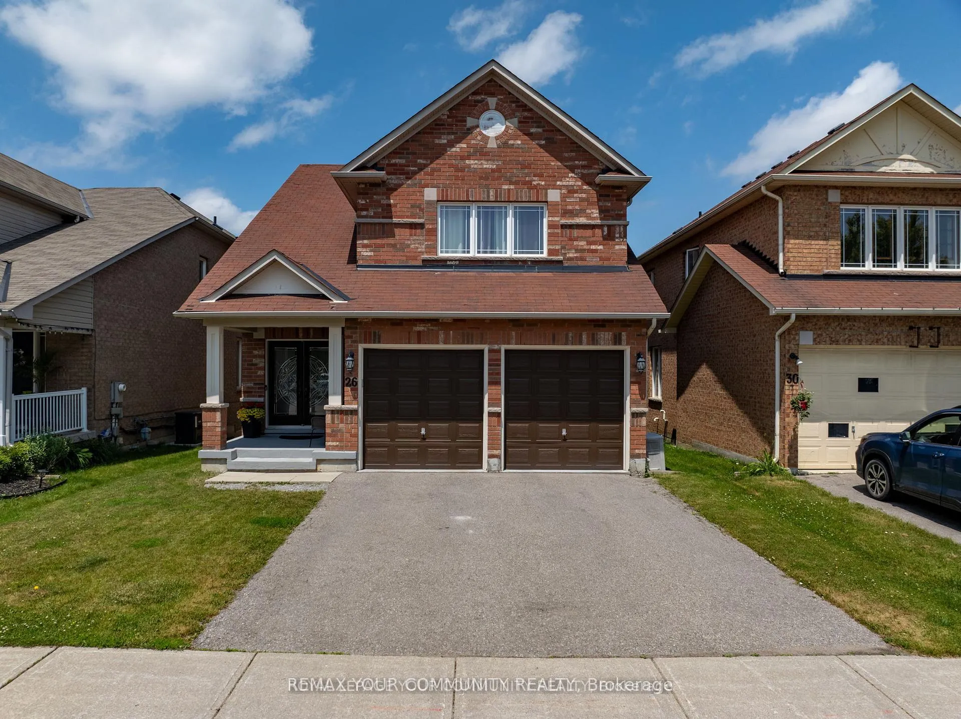 Photo 1 of 26 Ivy Jay Crescent, Aurora, Bayview Northeast — HOMEH