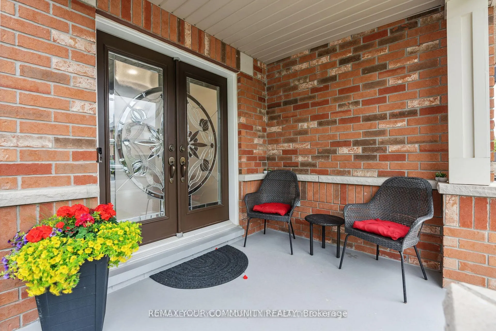 Photo 4 of 26 Ivy Jay Crescent, Aurora, Bayview Northeast — HOMEH