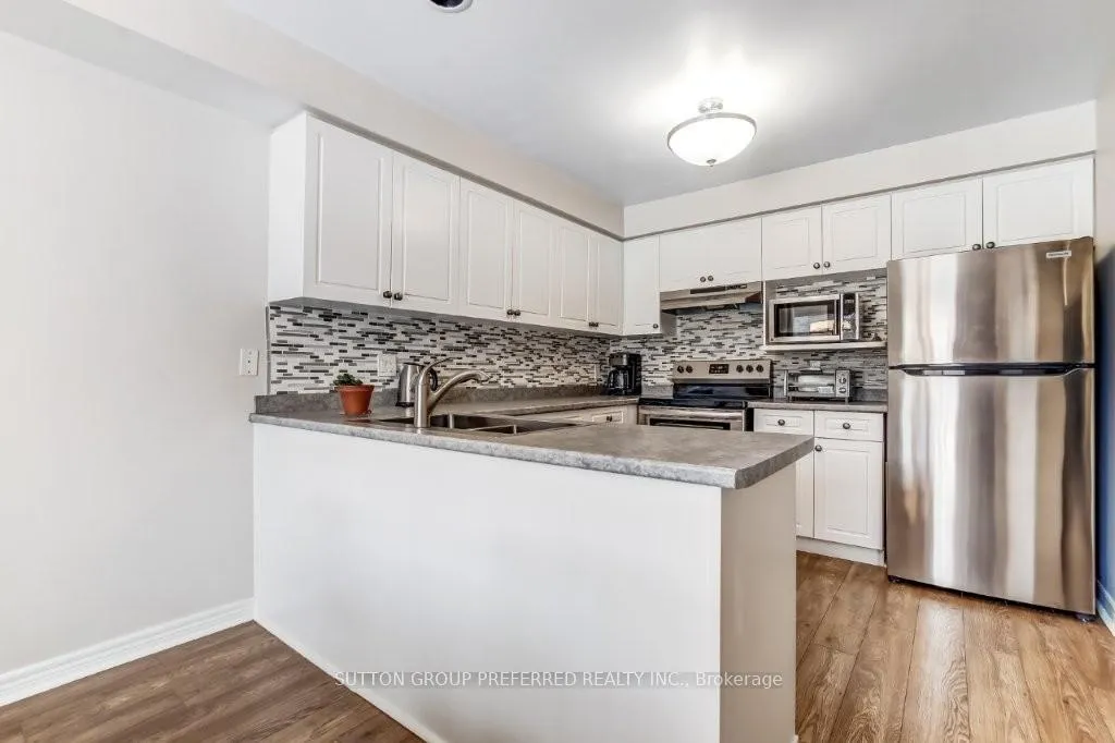 Photo 11 of Unit 12, 1015 Farnham Road, London, South M — HOMEH