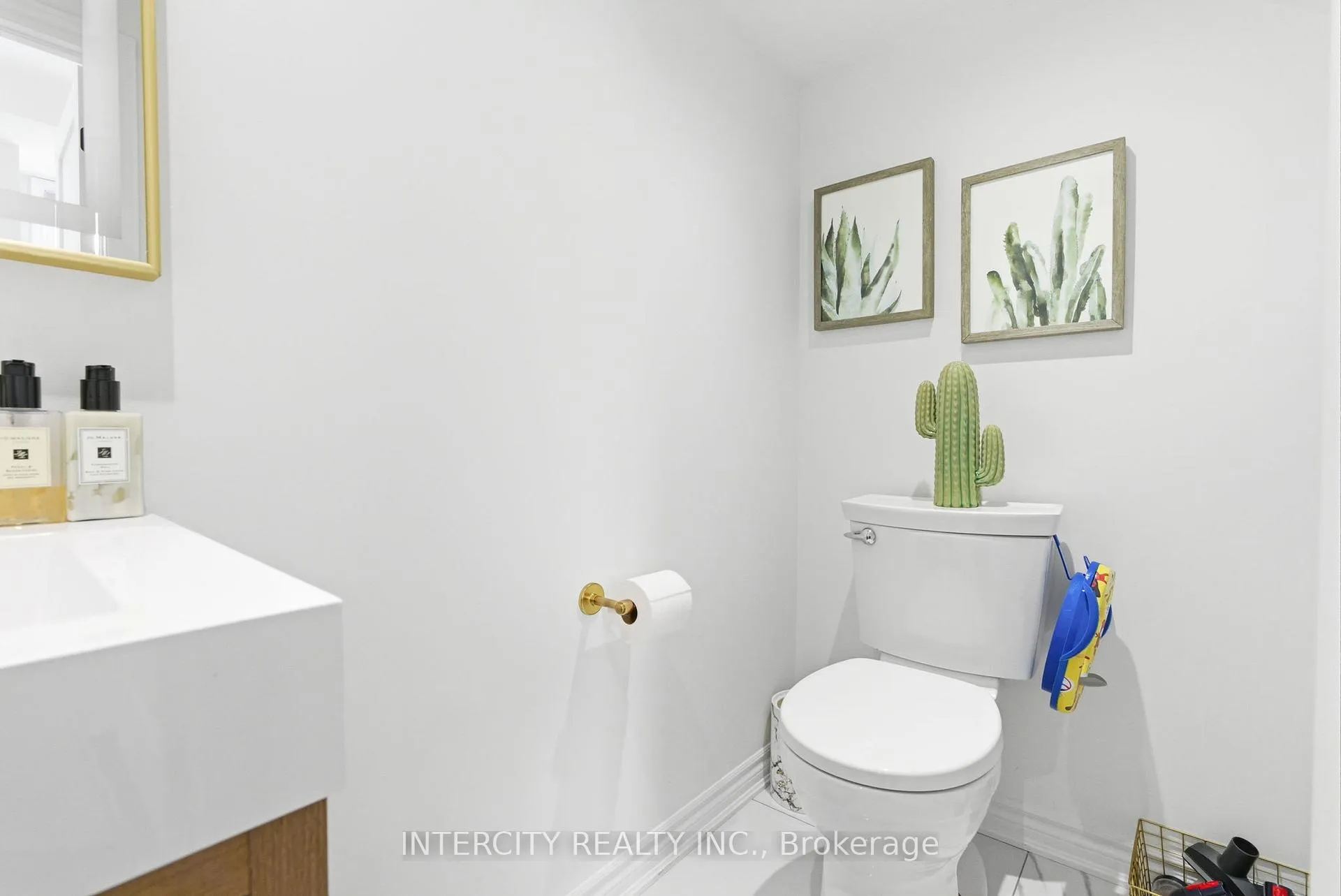 Photo 12 of 12 Quilico Road, Vaughan, Elder Mills — HOMEH