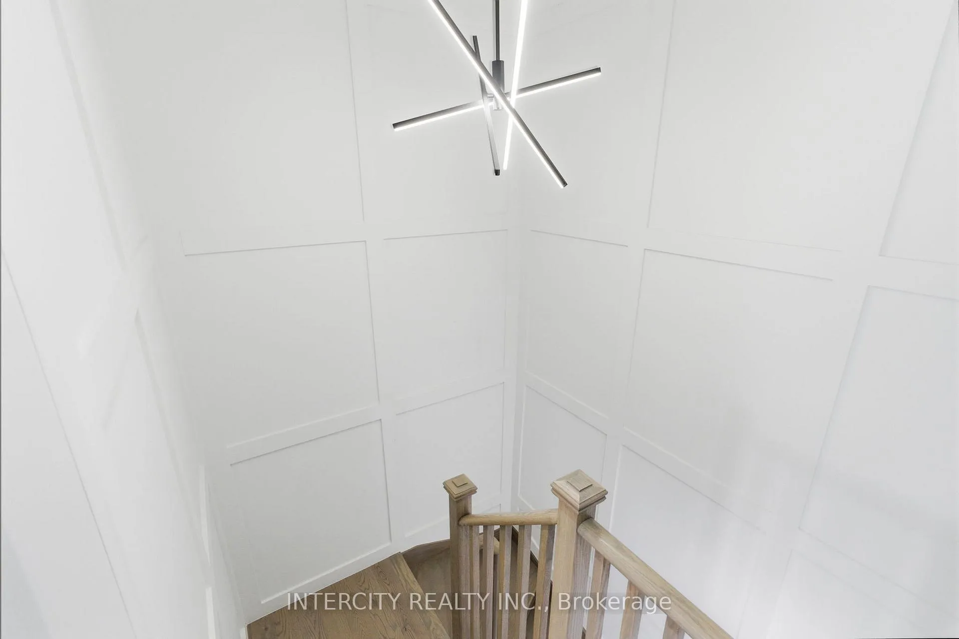 Photo 44 of 12 Quilico Road, Vaughan, Elder Mills — HOMEH