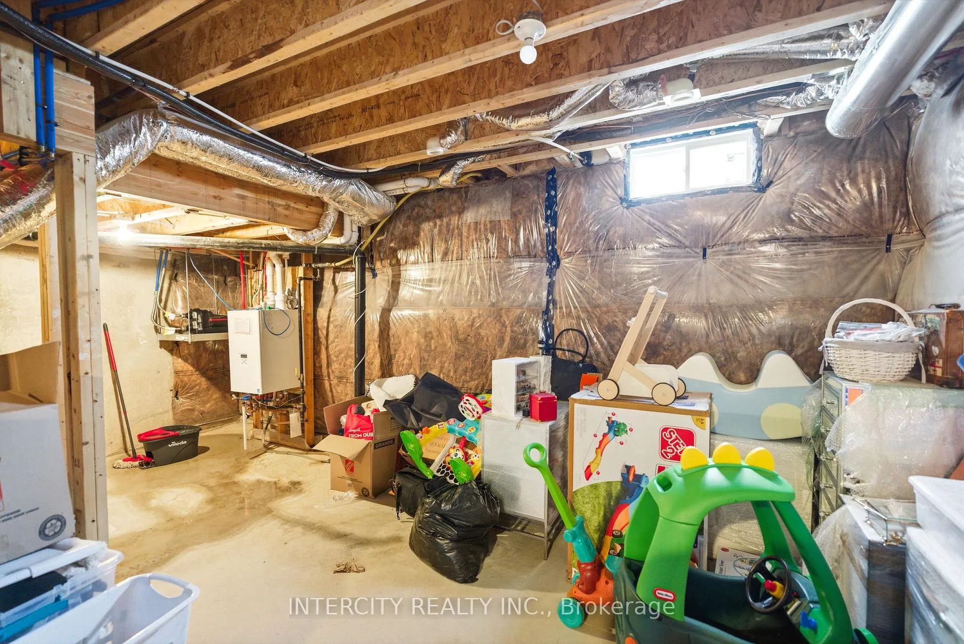 Photo 45 of 12 Quilico Road, Vaughan, Elder Mills — HOMEH