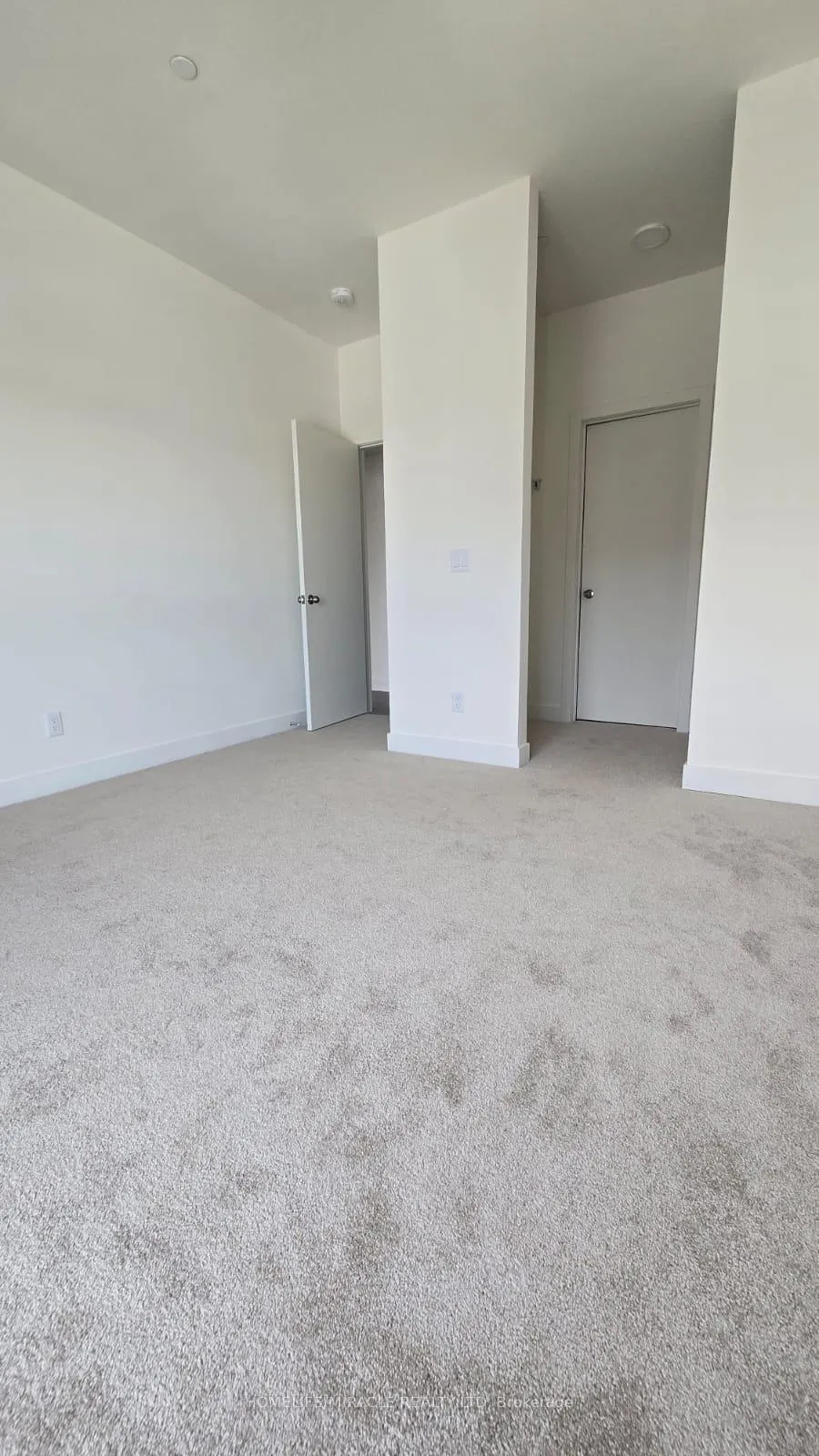 Photo 7 of Unit 312C, 16 Melbourne Avenue, St. Catharines, E. Chester — HOMEH