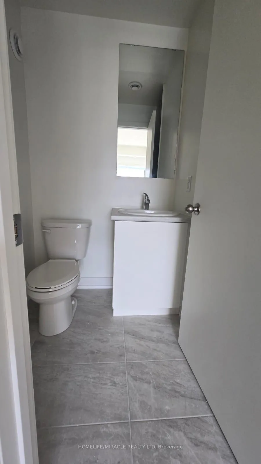 Photo 11 of Unit 312C, 16 Melbourne Avenue, St. Catharines, E. Chester — HOMEH