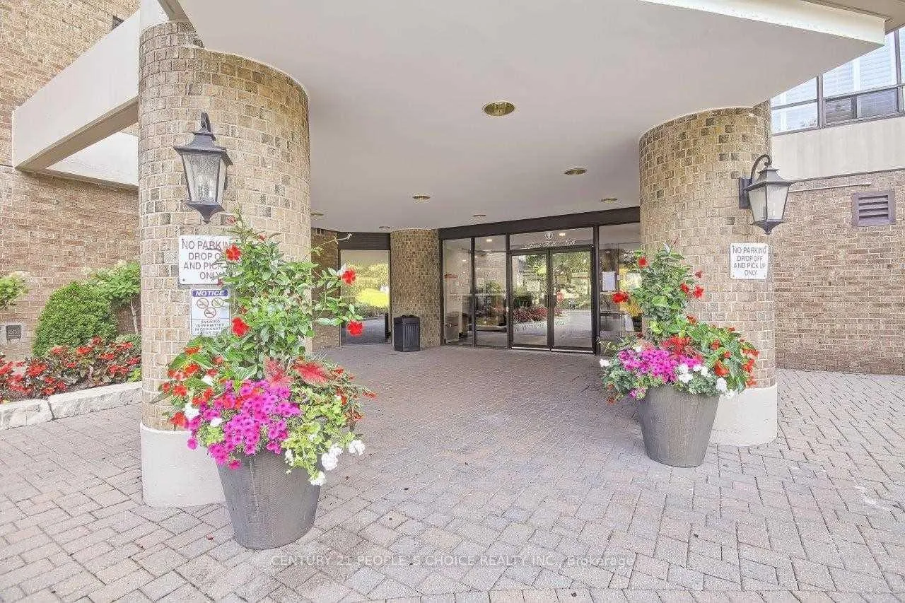 Photo 2 of Unit 1105, 7601 Bathurst Street, Vaughan, Crestwood-Springfarm-Yorkhill — HOMEH