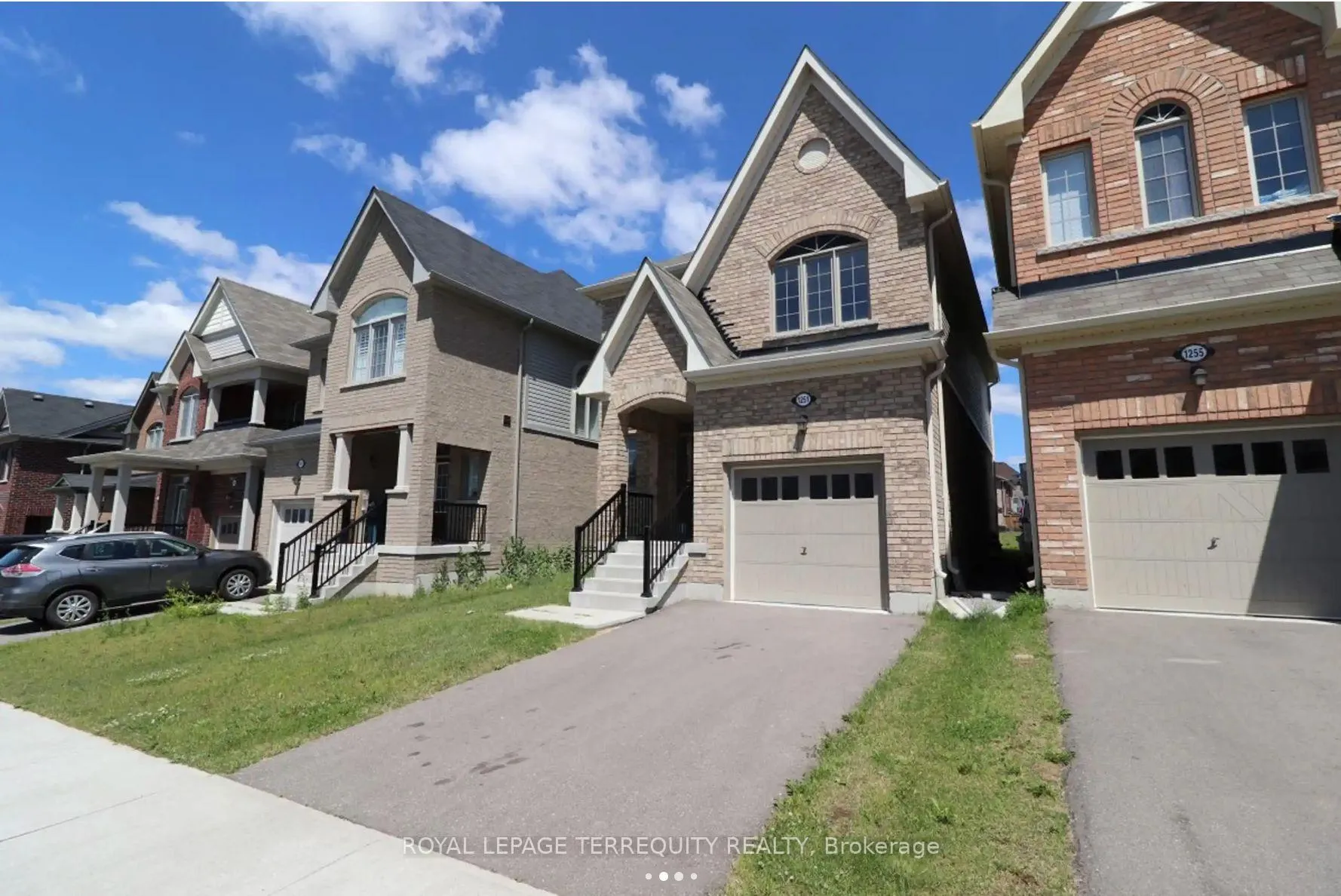Photo 1 of 1251 Graham Clapp Avenue, Oshawa, Taunton — HOMEH