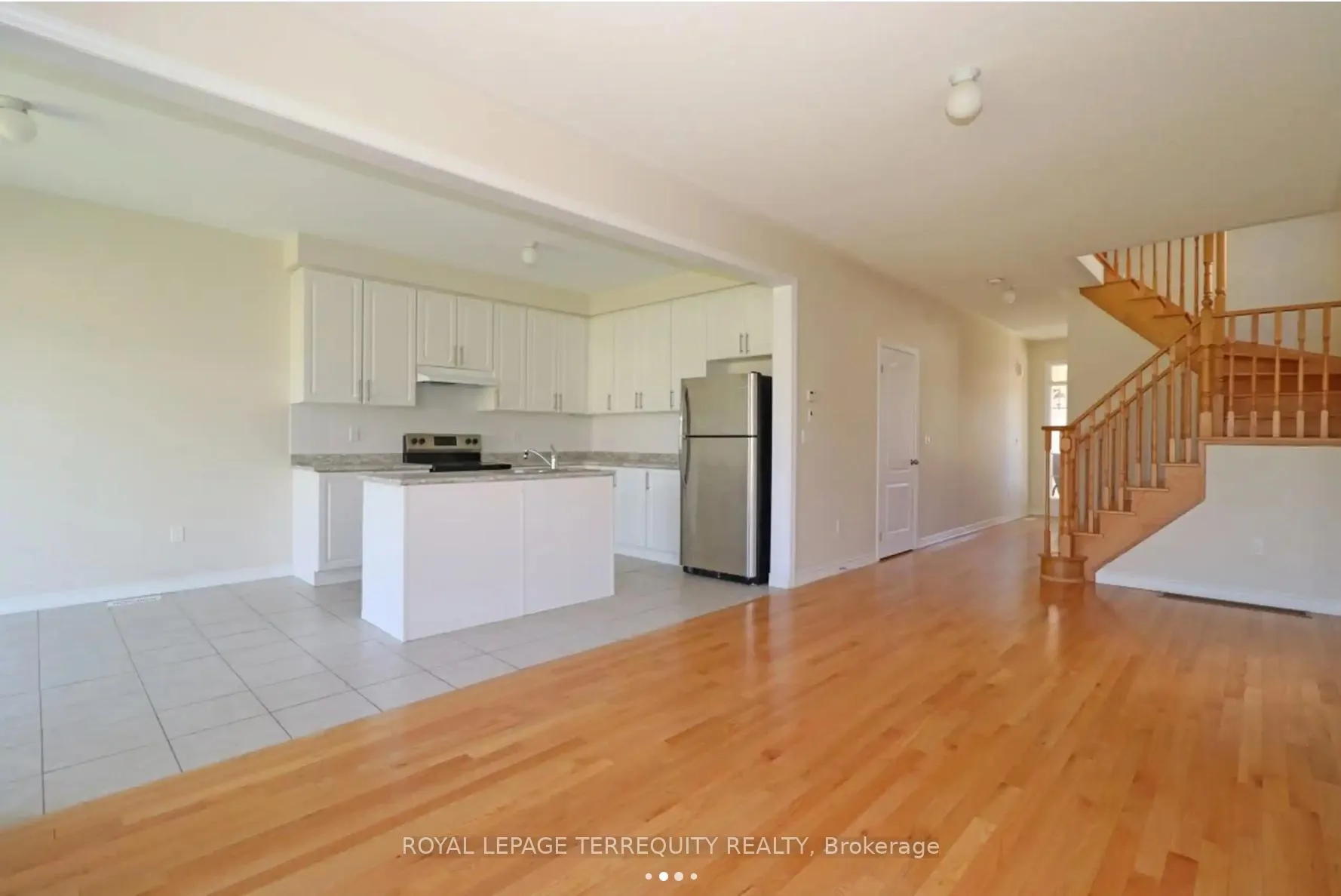 Photo 6 of 1251 Graham Clapp Avenue, Oshawa, Taunton — HOMEH
