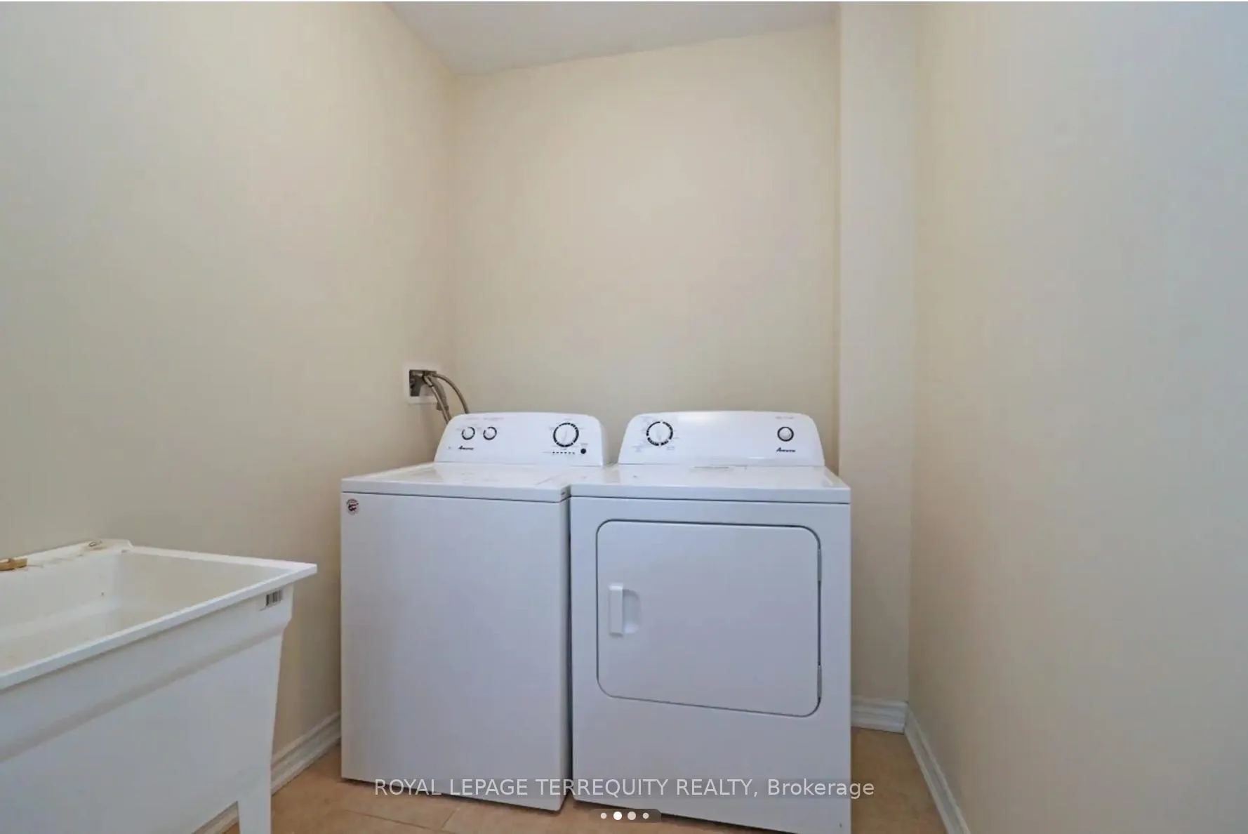 Photo 16 of 1251 Graham Clapp Avenue, Oshawa, Taunton — HOMEH
