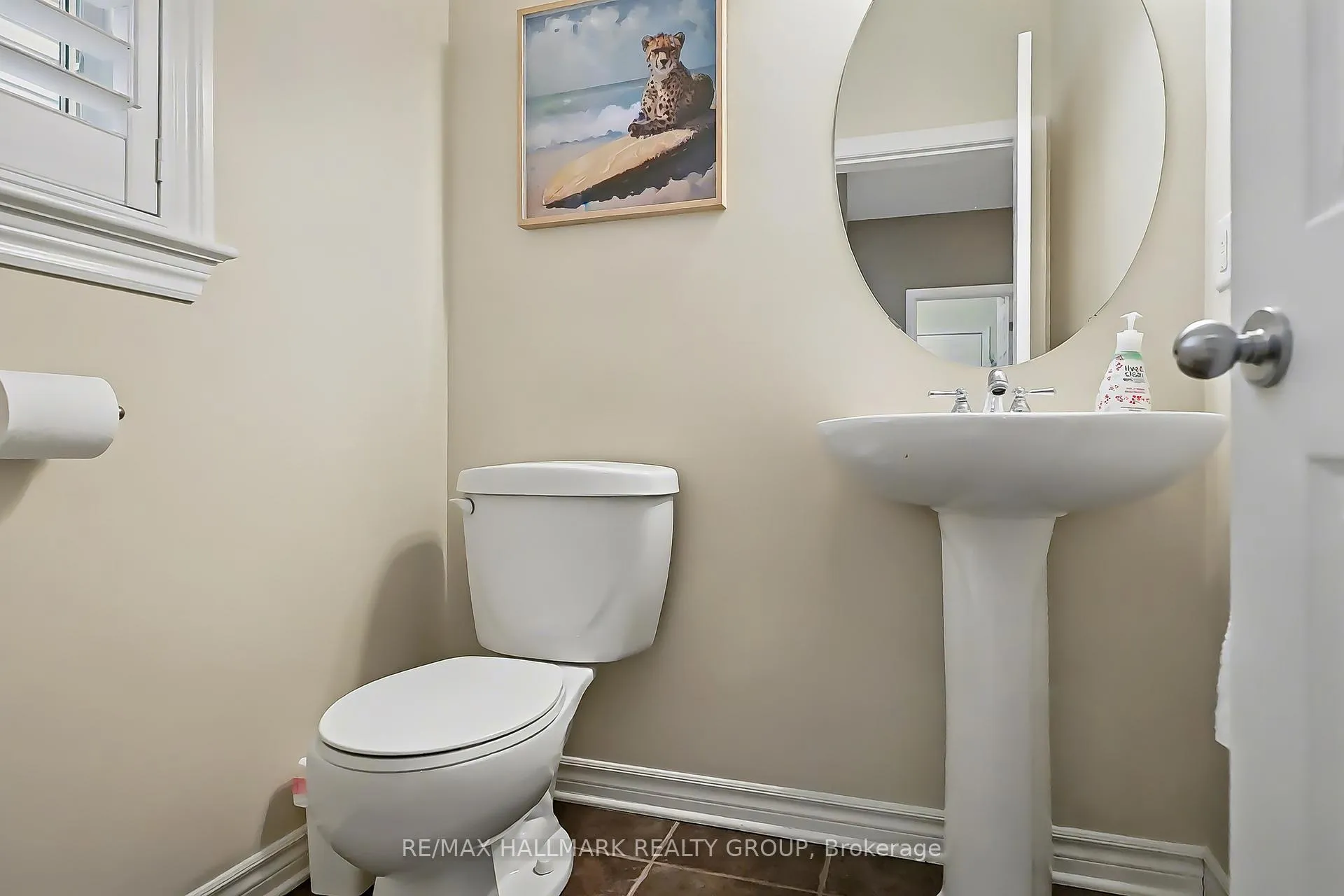 Photo 17 of 10 Friendly Crescent, Ottawa, Stittsville (South) — HOMEH