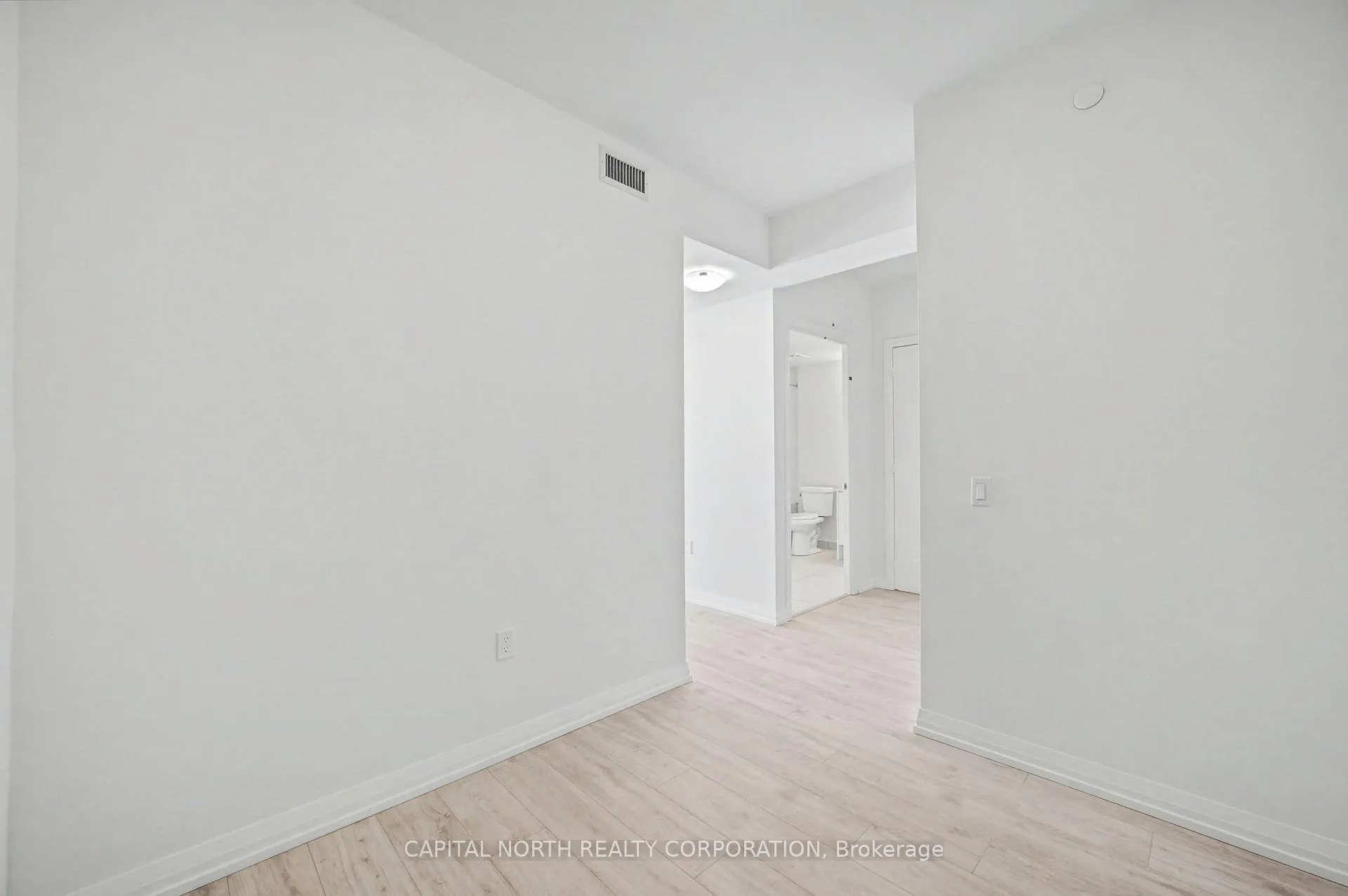 Photo 8 of Unit 2601, 27 Korda Gate, Vaughan, Vellore Village — HOMEH