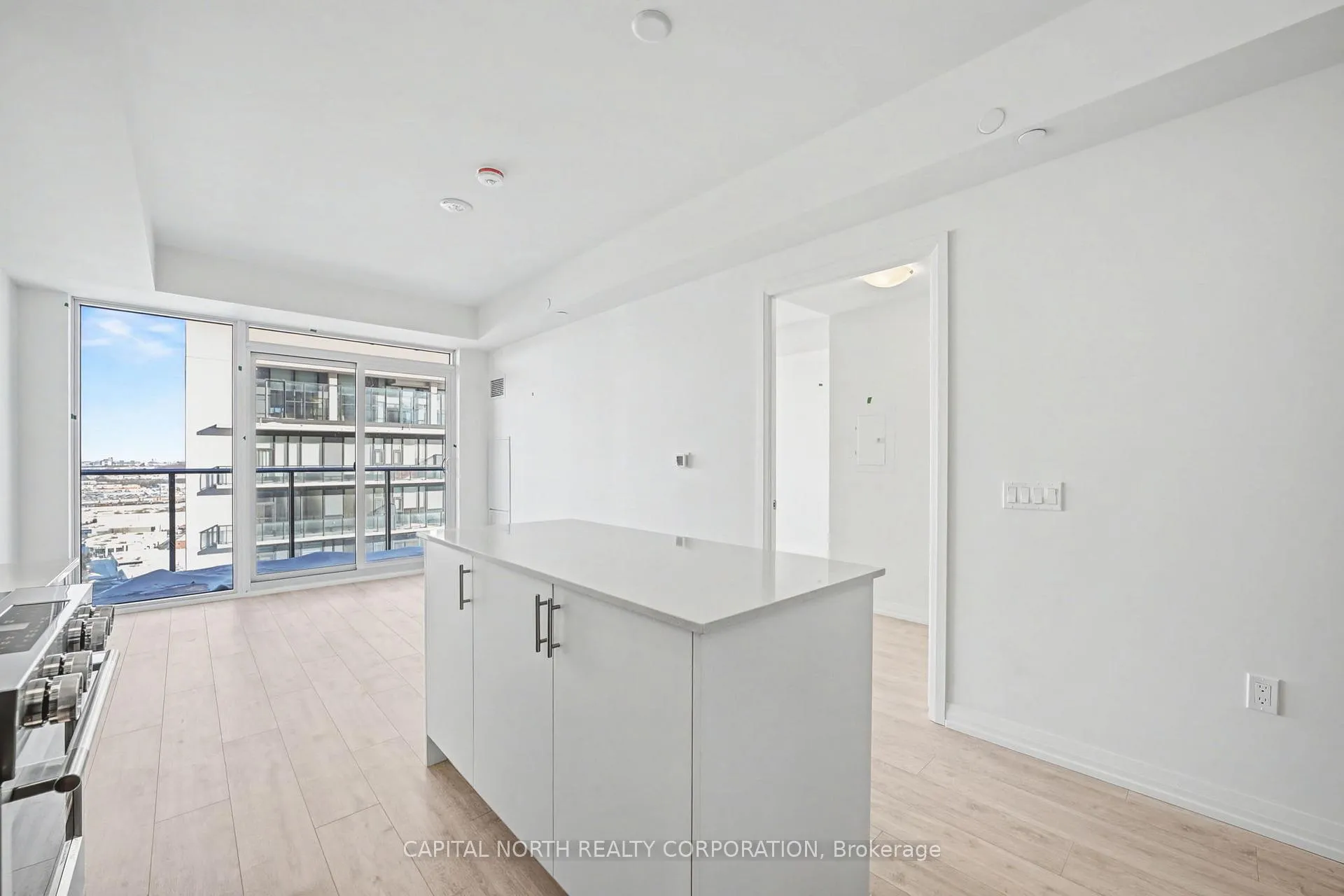 Photo 11 of Unit 2601, 27 Korda Gate, Vaughan, Vellore Village — HOMEH